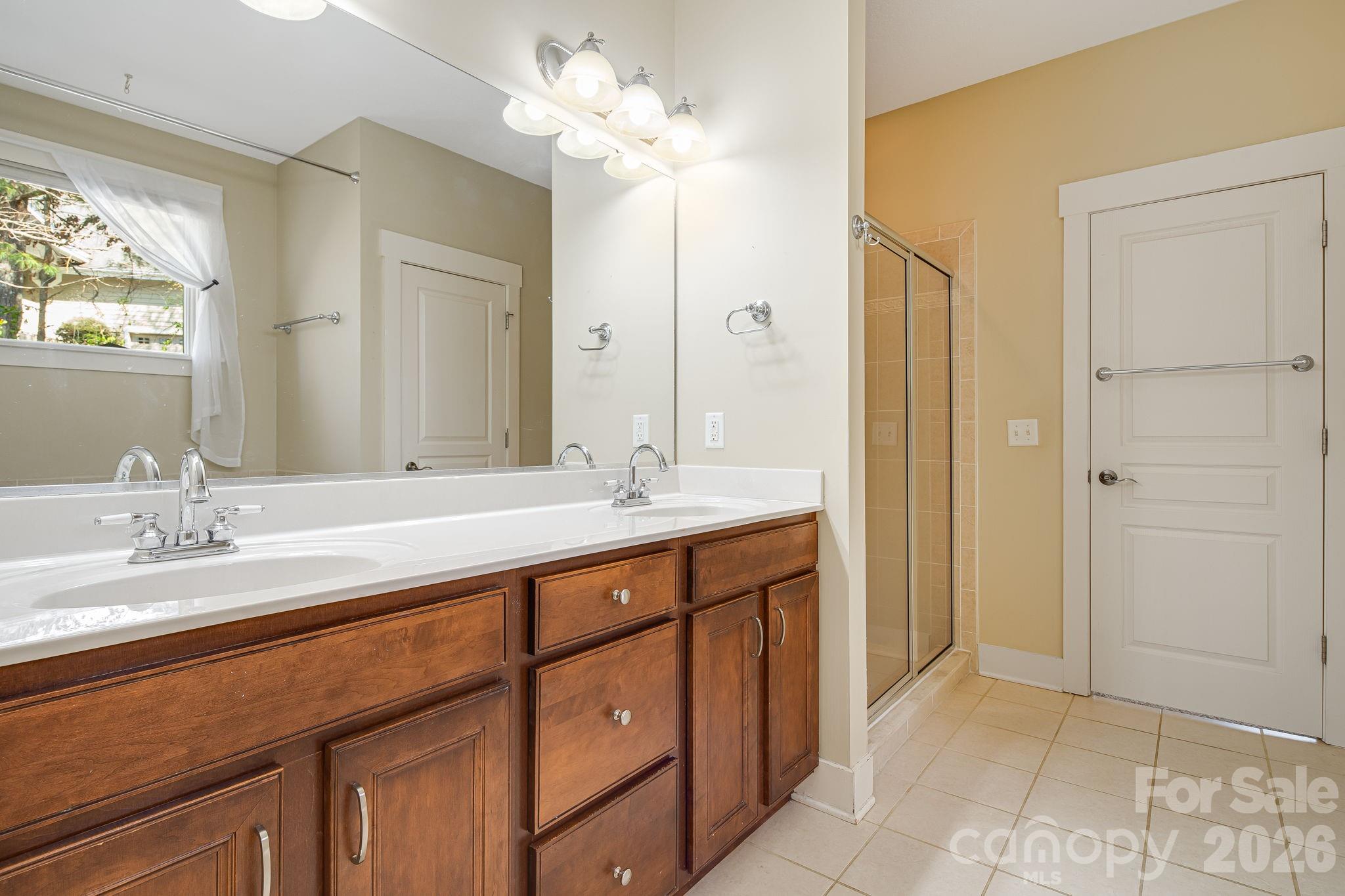 7 Oakhaven Terrace — Asheville