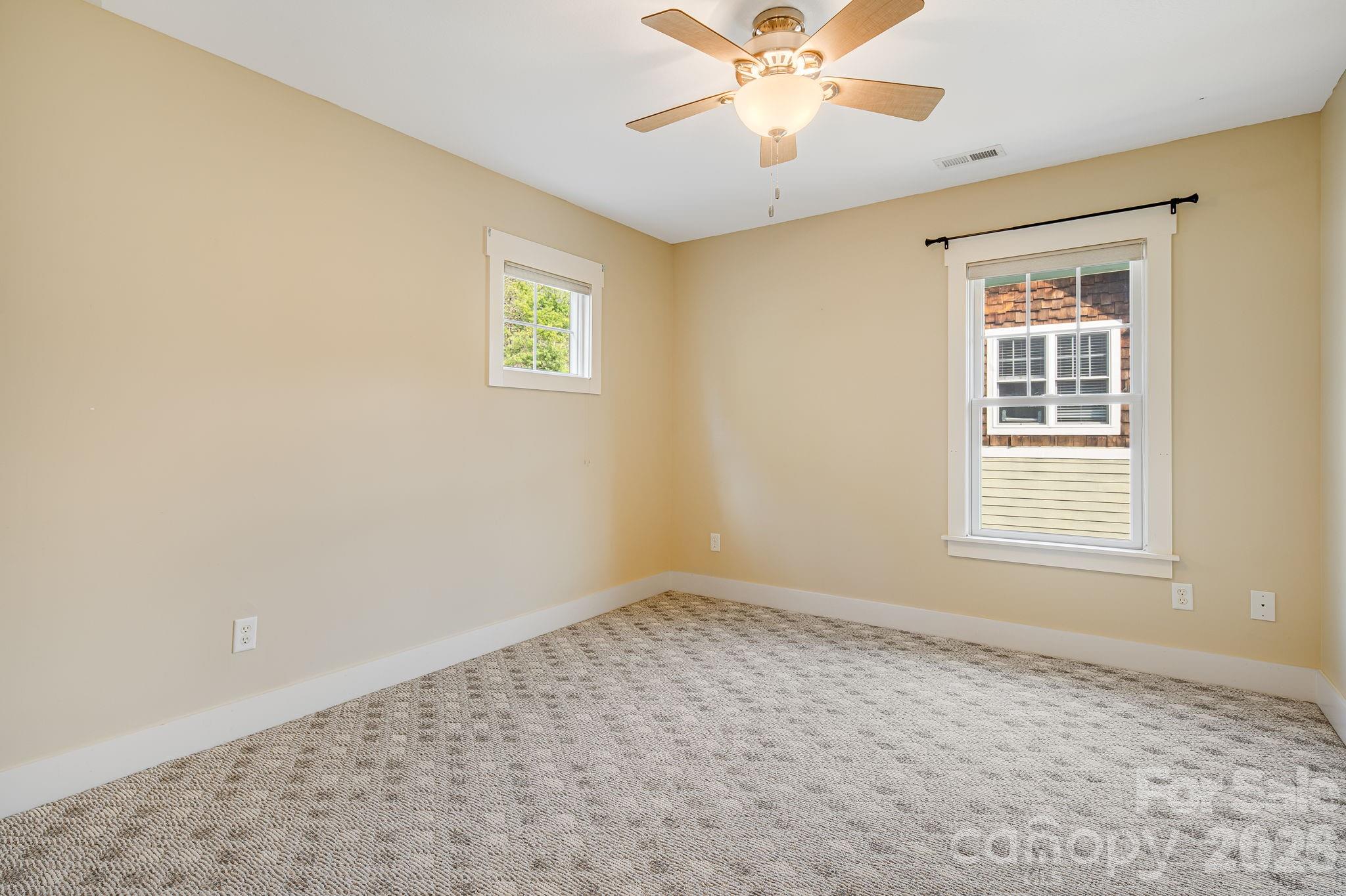 7 Oakhaven Terrace — Asheville