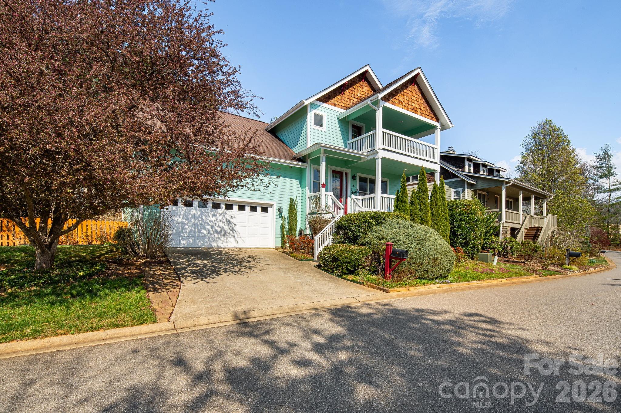 7 Oakhaven Terrace — Asheville