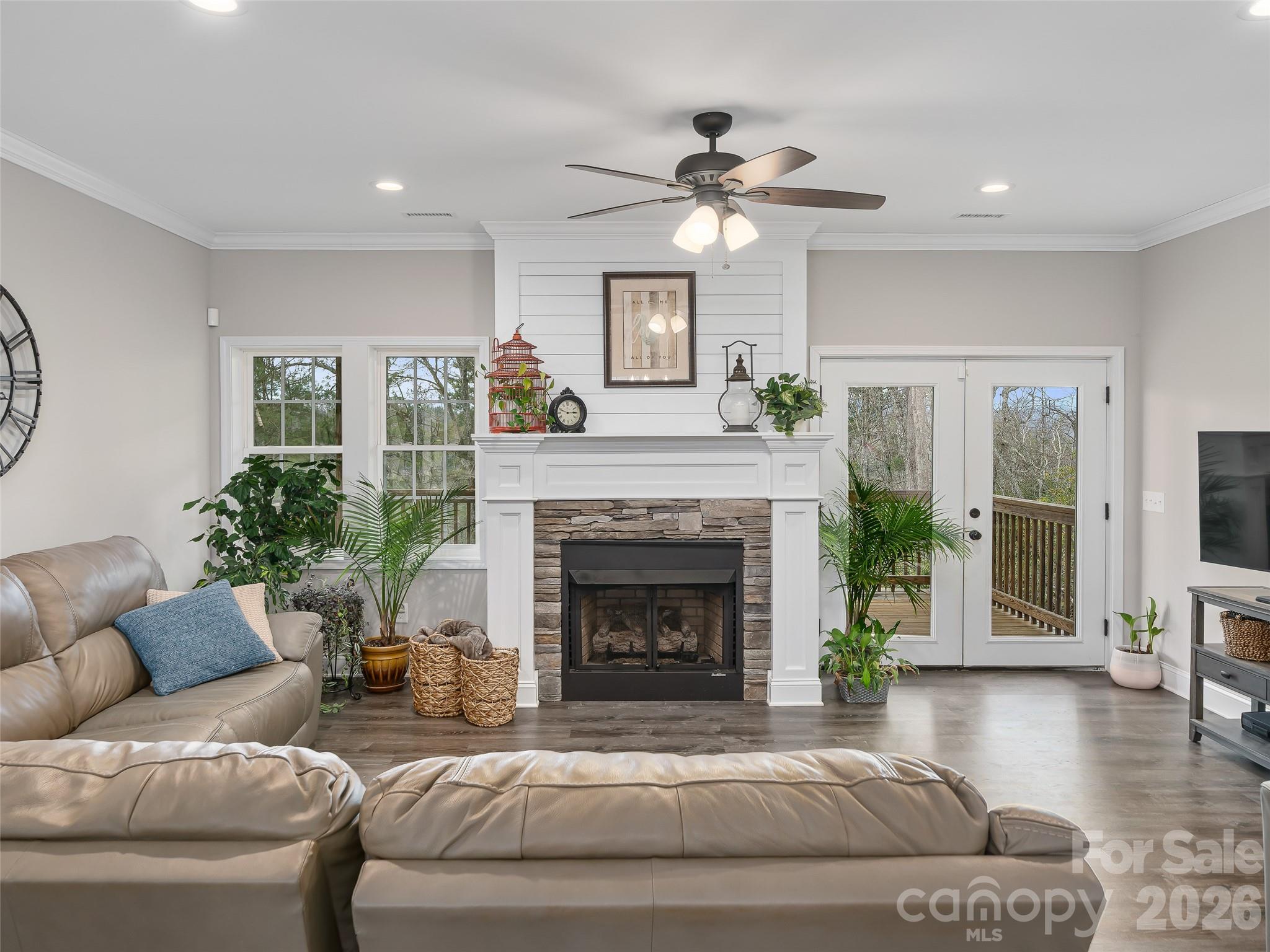 111 Wipprecht Drive — Spruce Pine