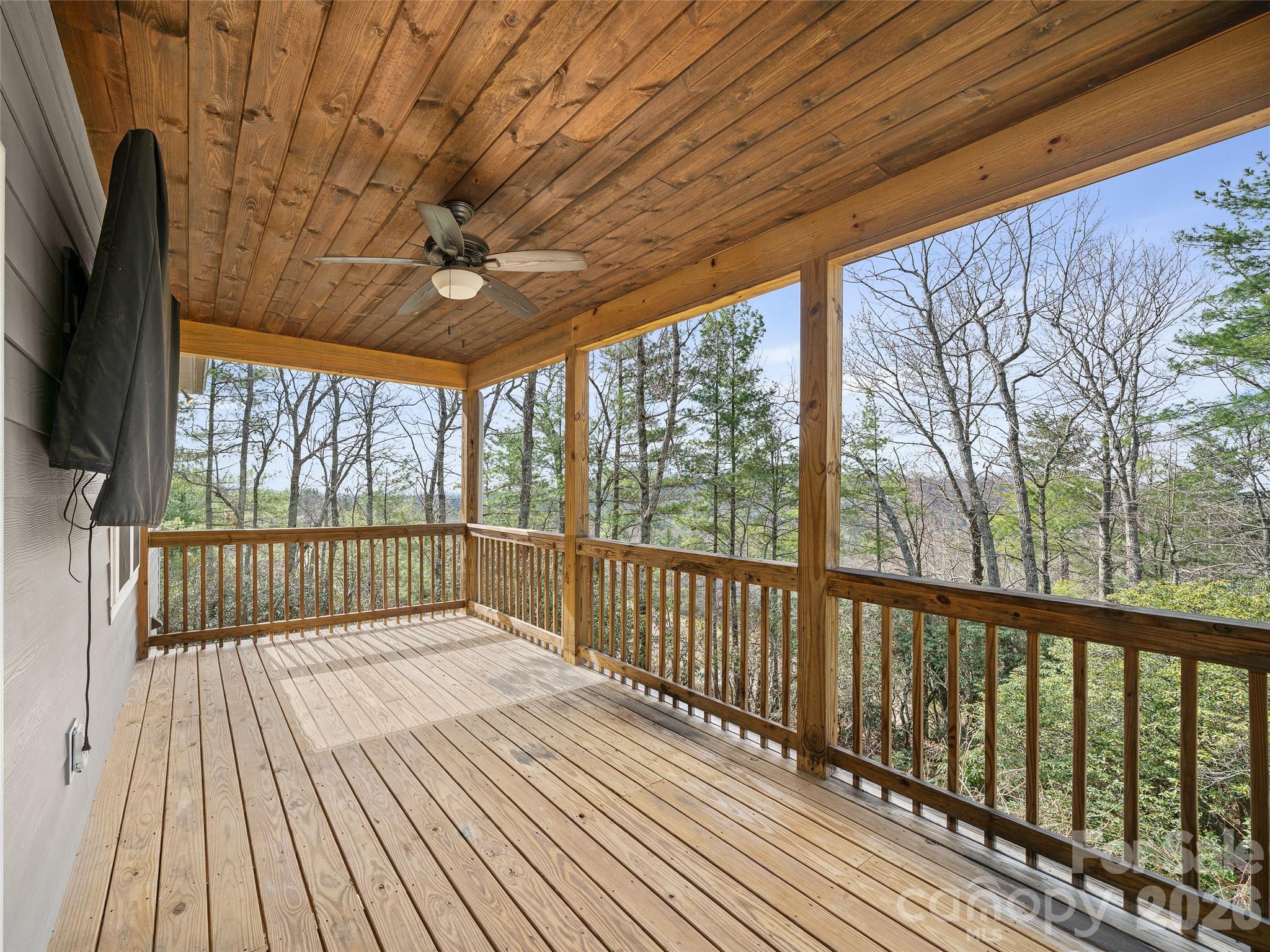 111 Wipprecht Drive — Spruce Pine