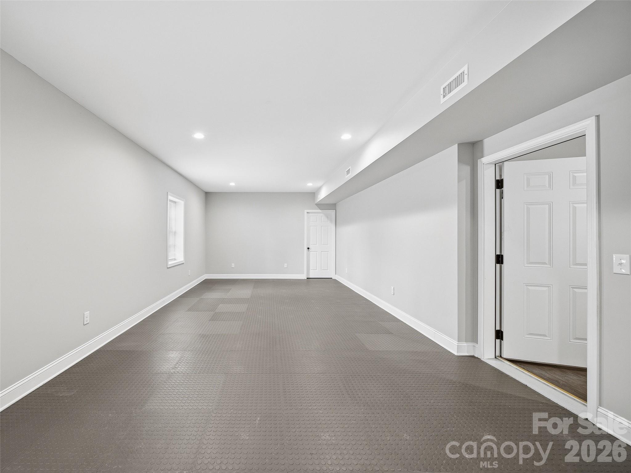 111 Wipprecht Drive — Spruce Pine