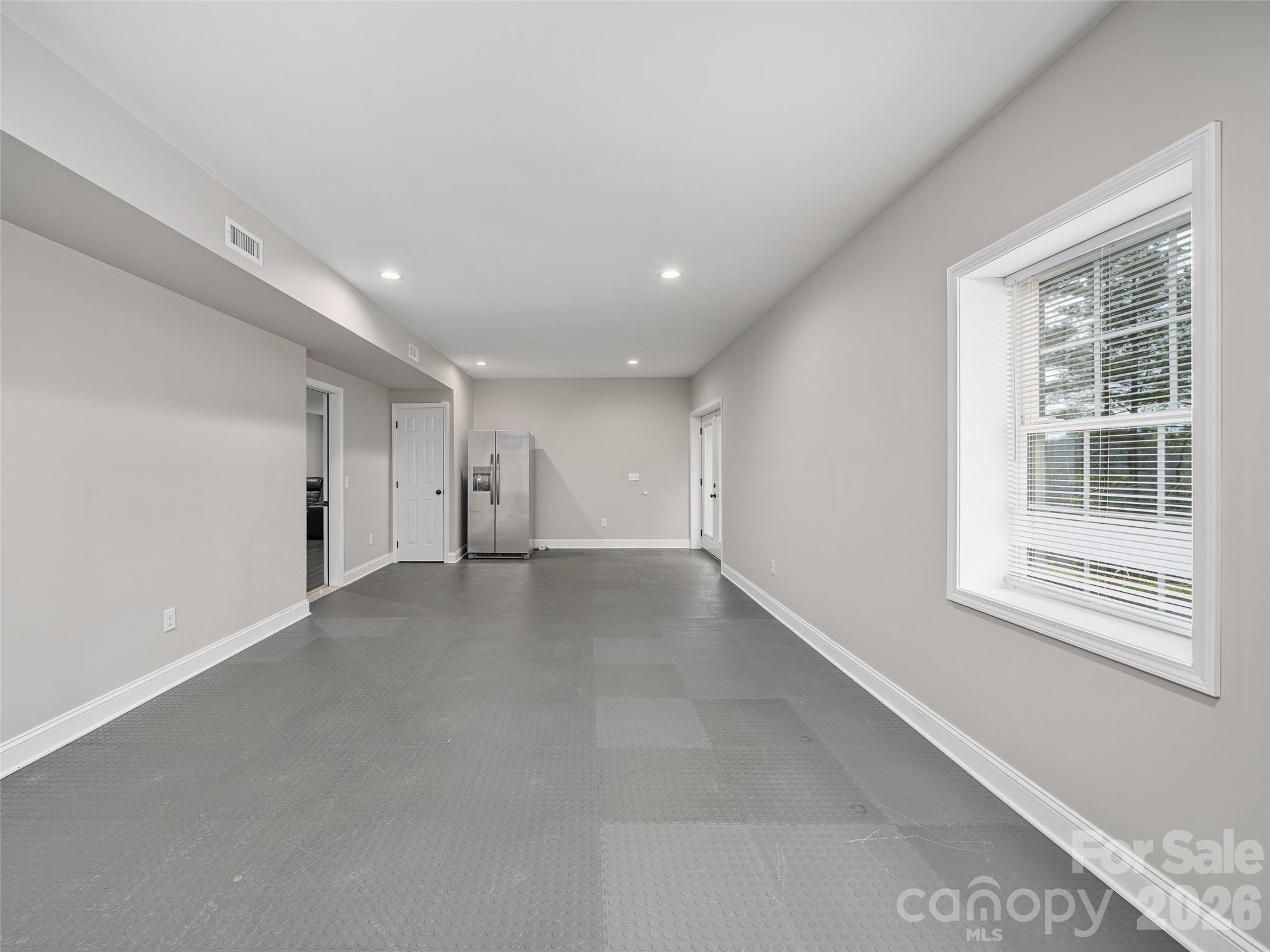 111 Wipprecht Drive — Spruce Pine