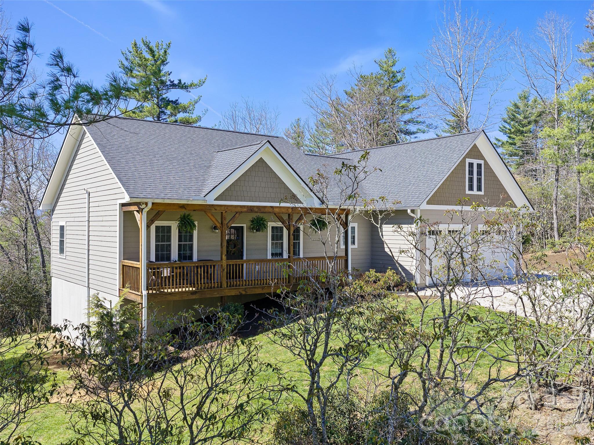 111 Wipprecht Drive — Spruce Pine
