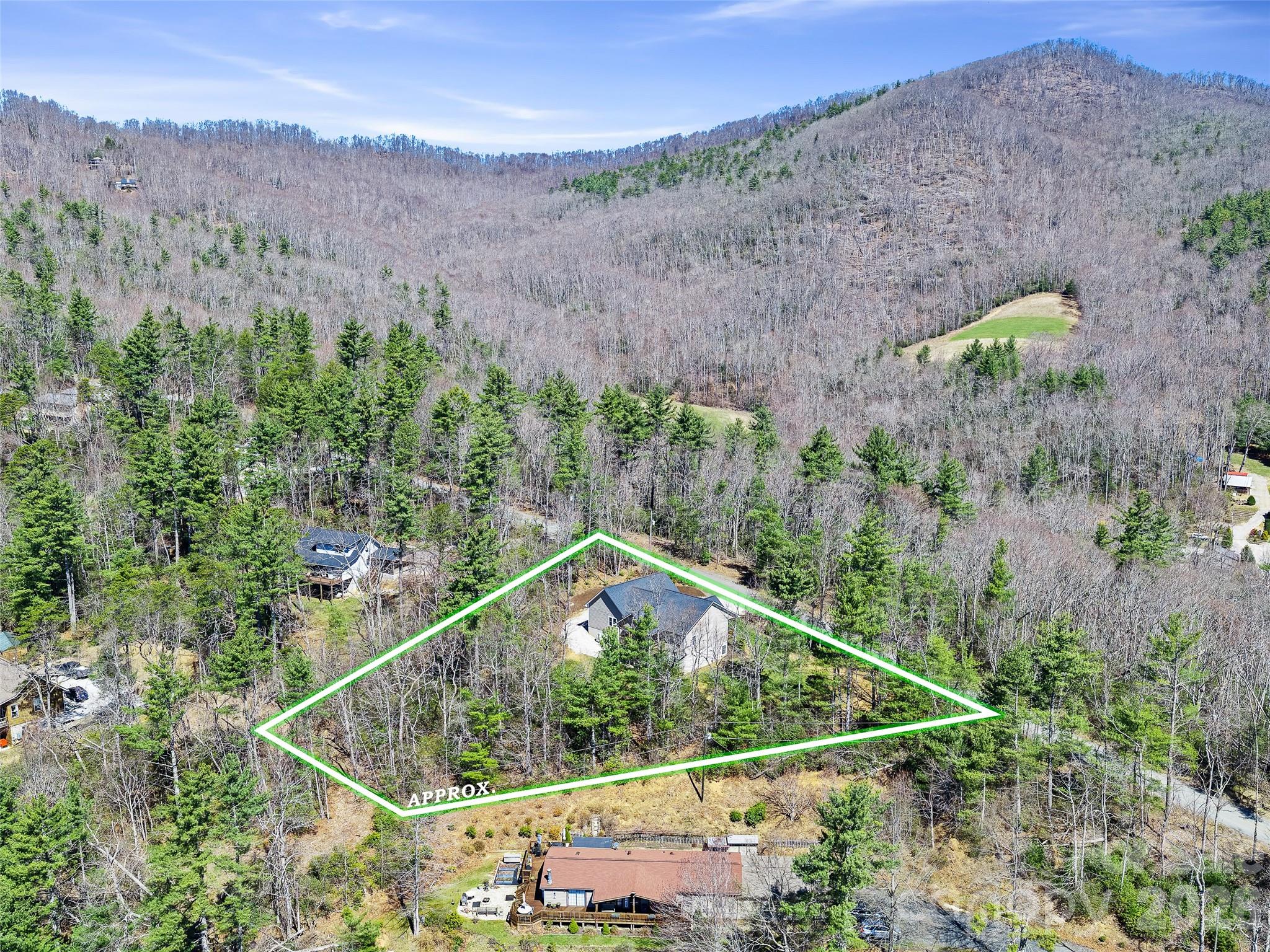 111 Wipprecht Drive — Spruce Pine