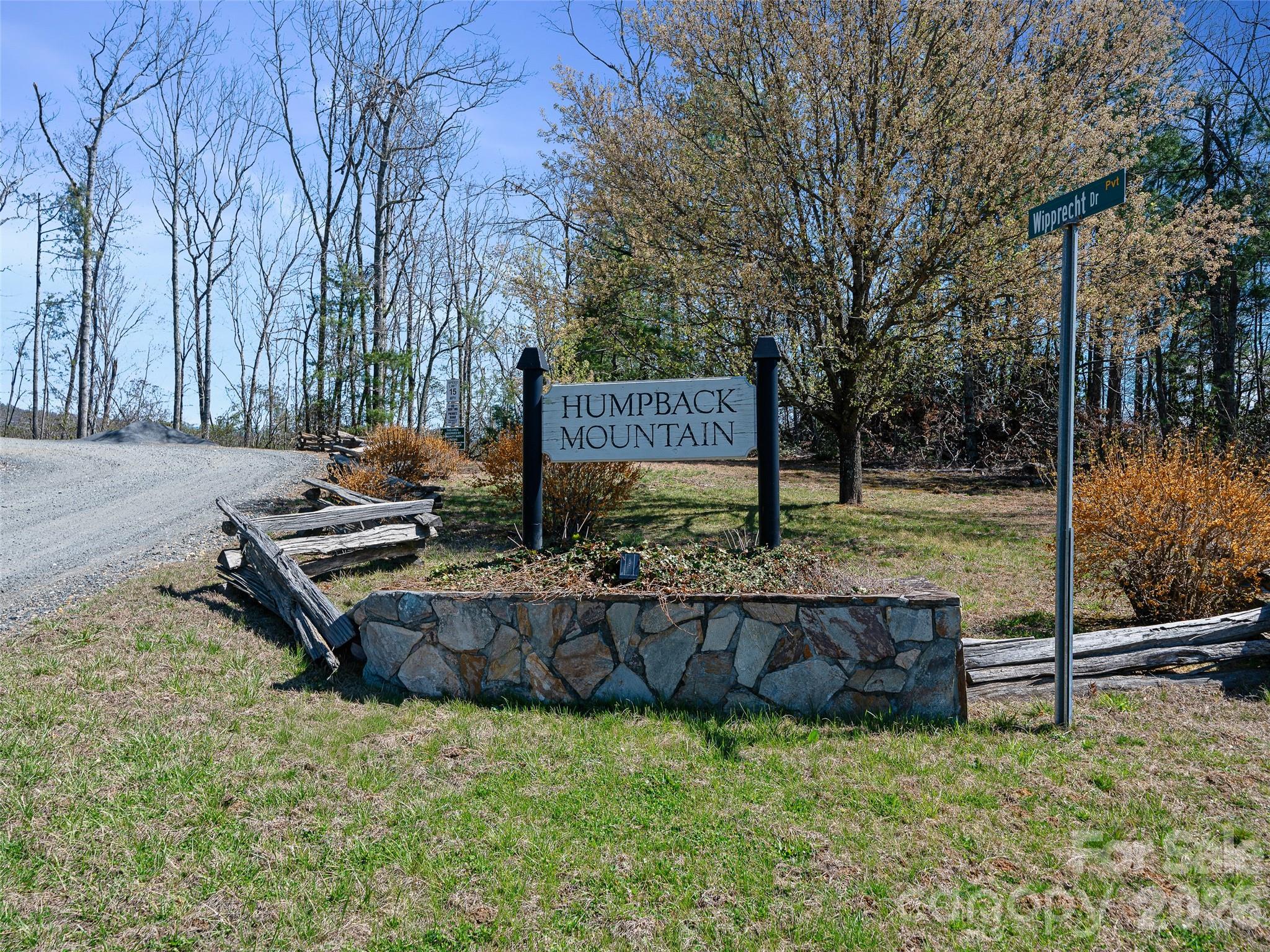 111 Wipprecht Drive — Spruce Pine