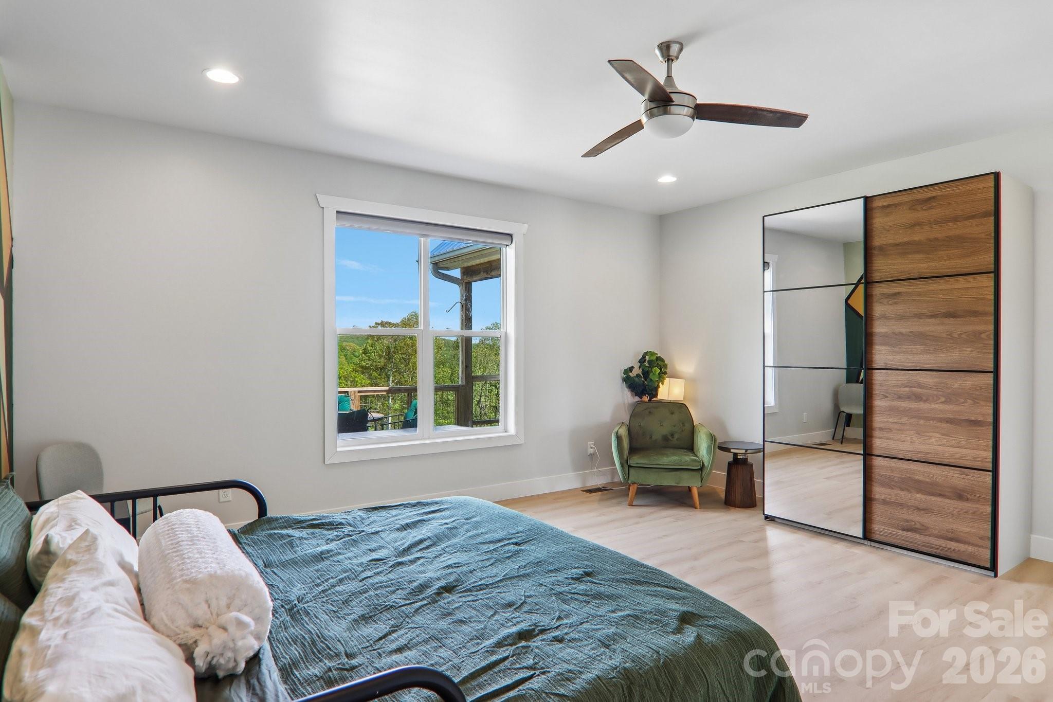 68 Simply Grateful Drive — Hendersonville