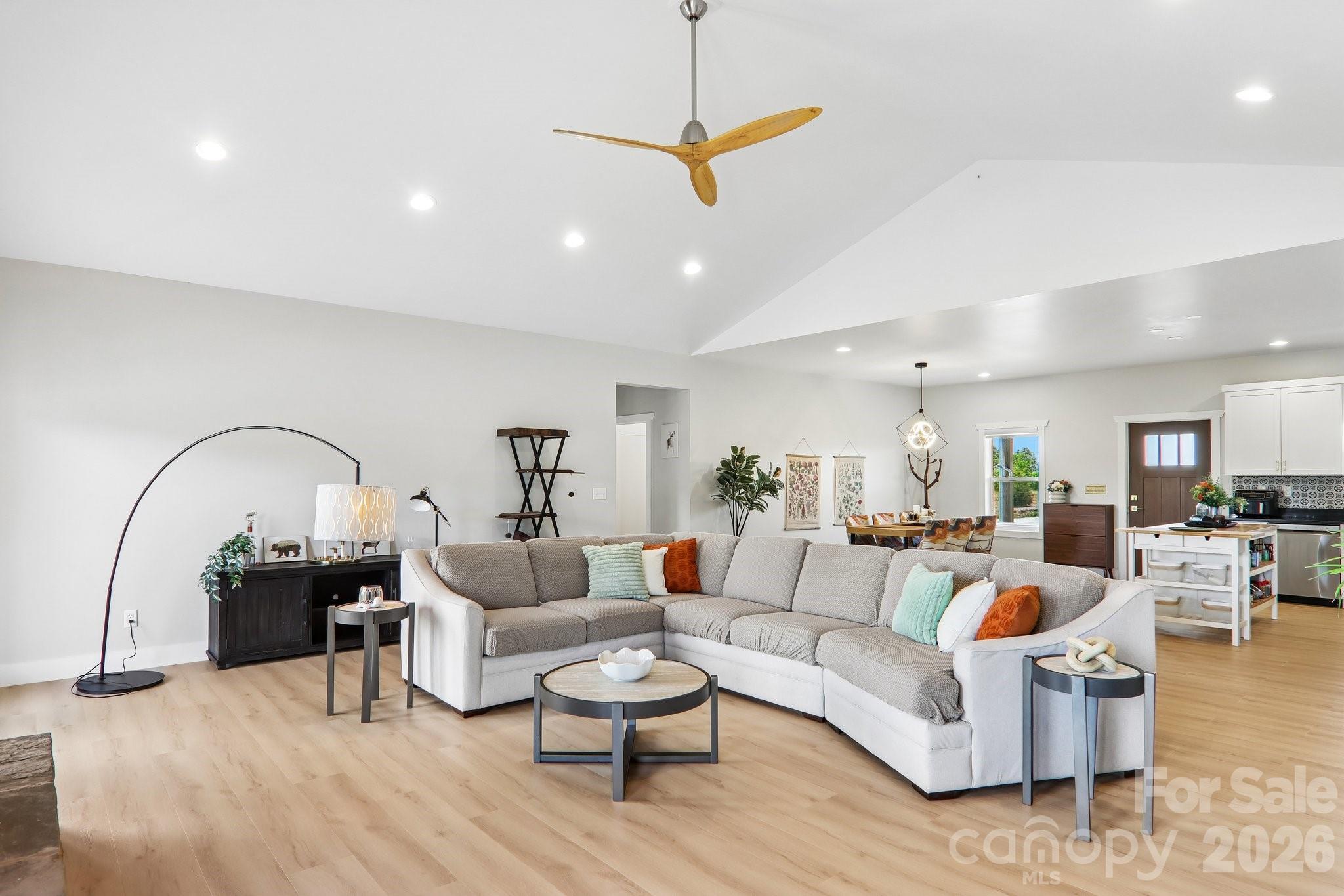 68 Simply Grateful Drive — Hendersonville