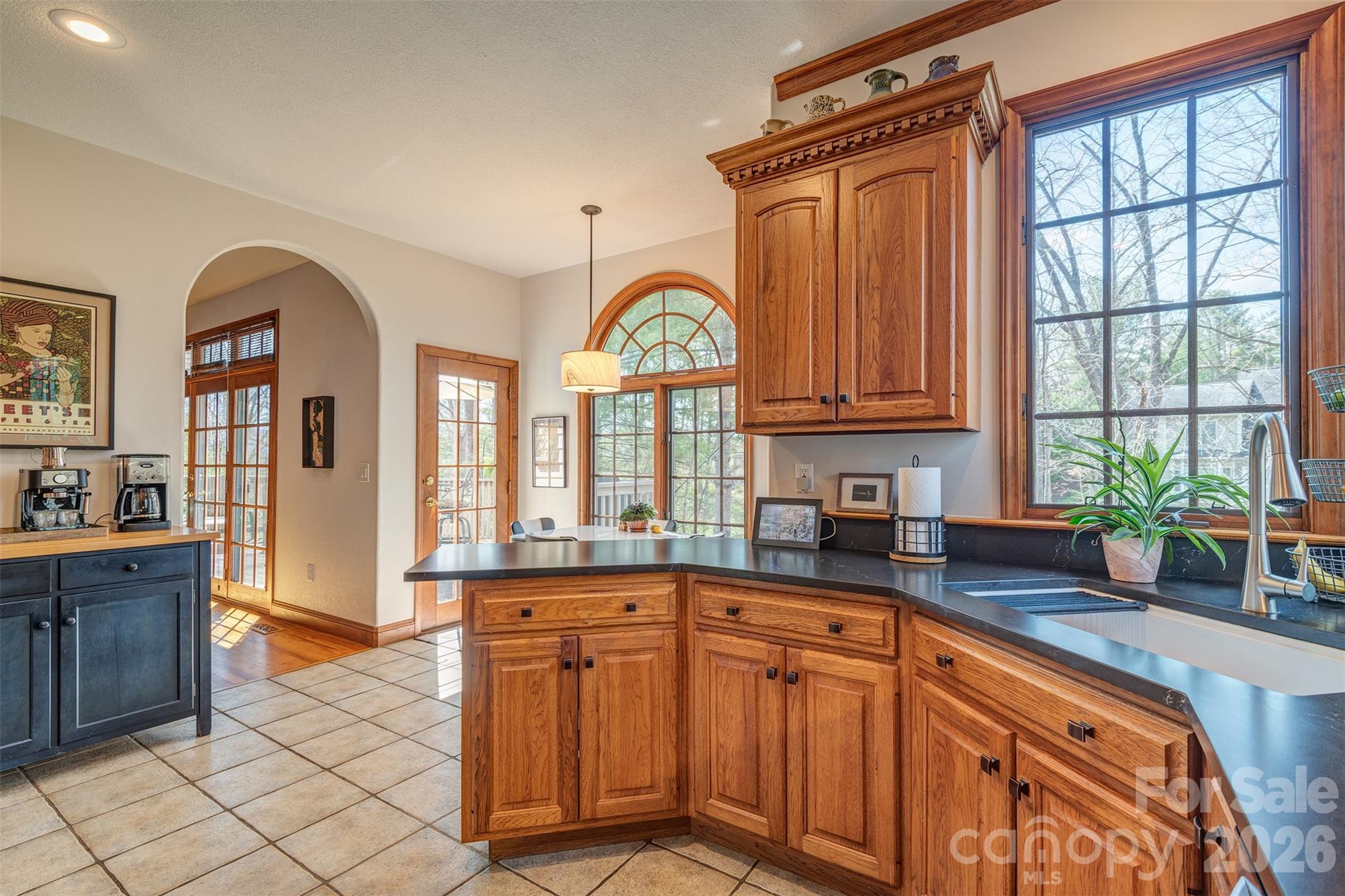 46 Valley Drive — Weaverville