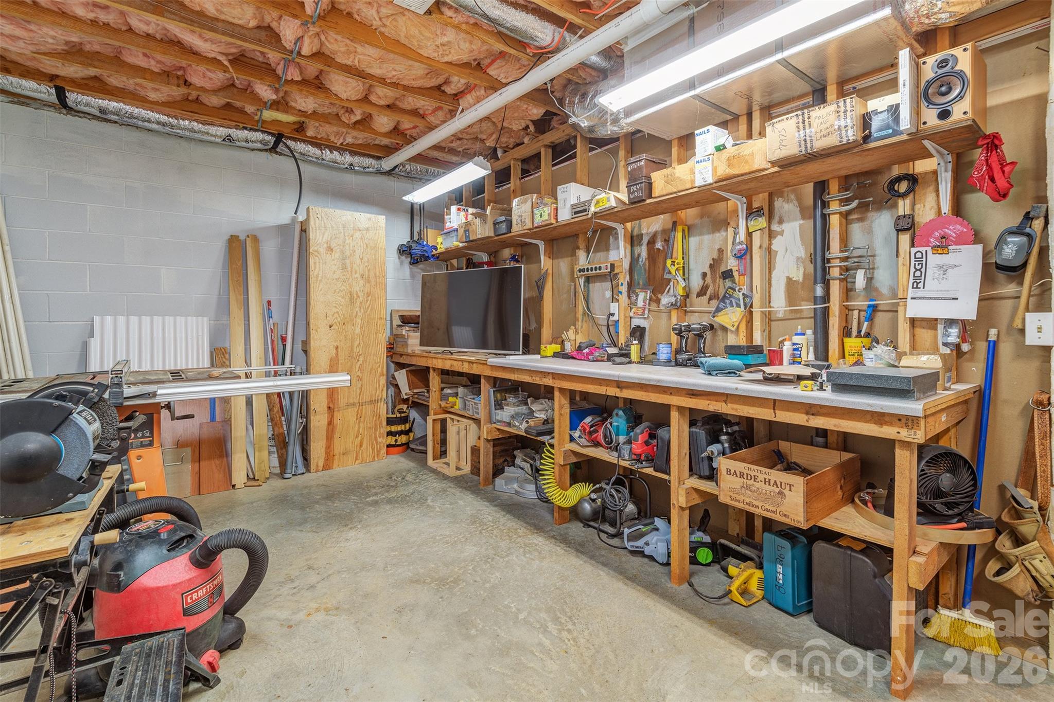 46 Valley Drive — Weaverville