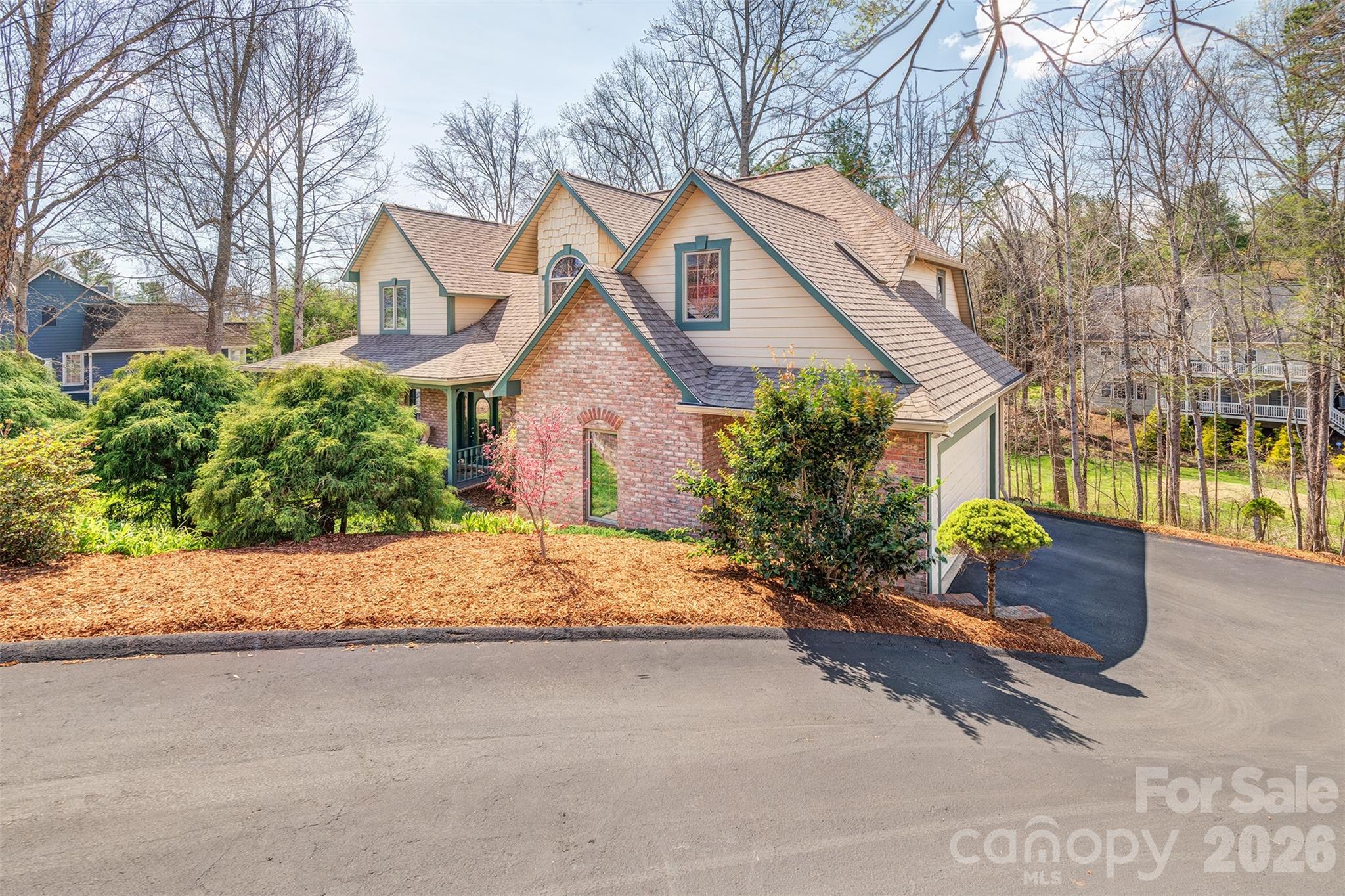 46 Valley Drive — Weaverville