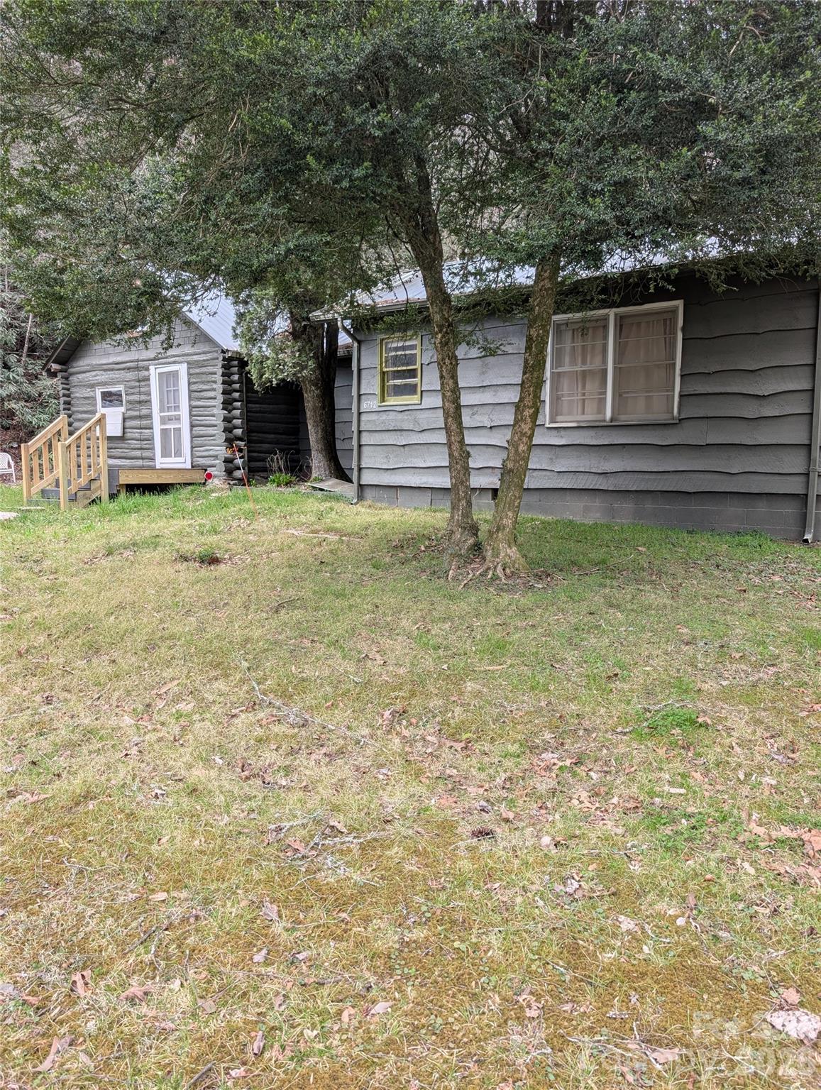 6712 Globe Road — Lenoir