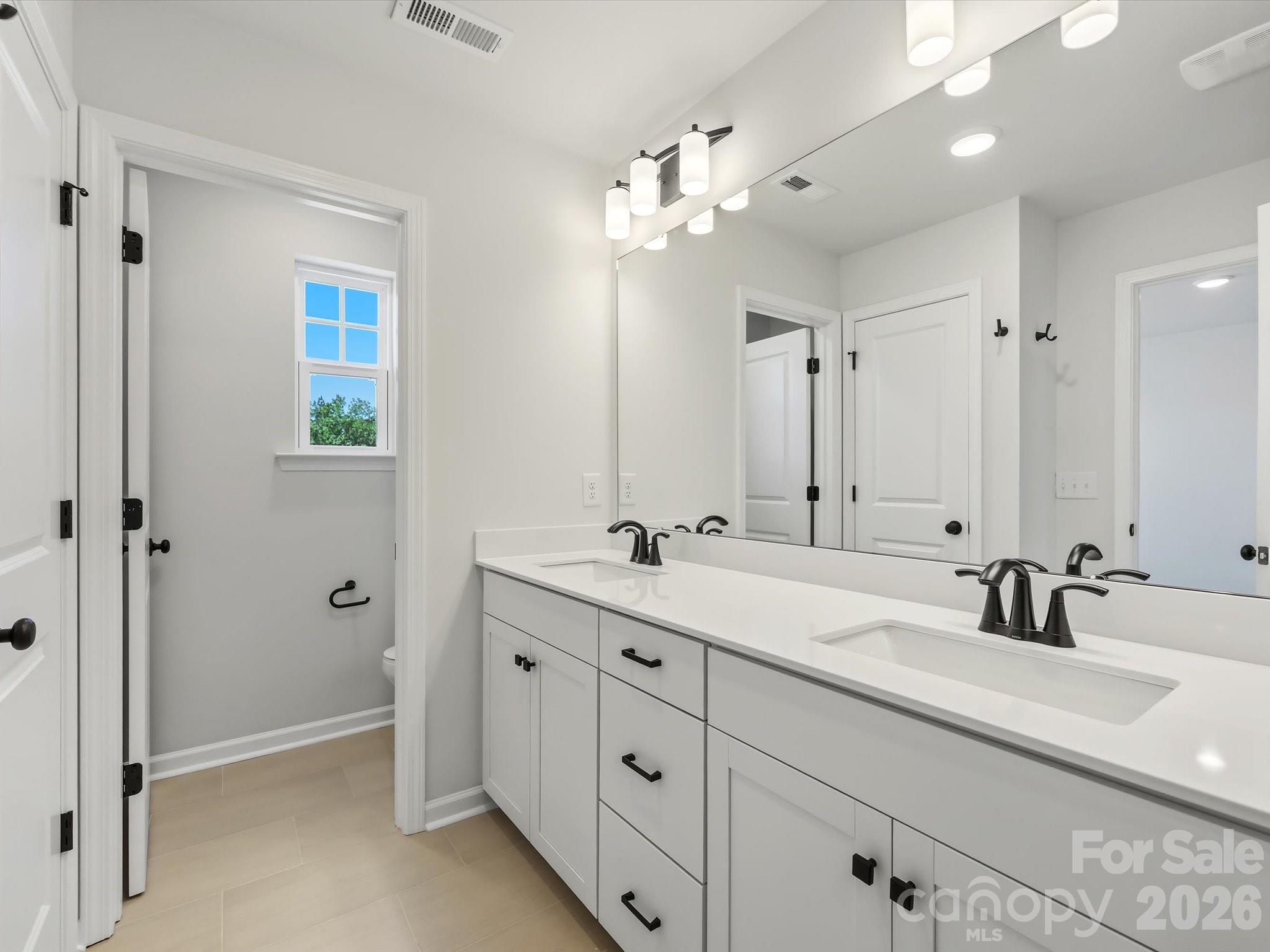 581 Cape Cod Way — Rock Hill