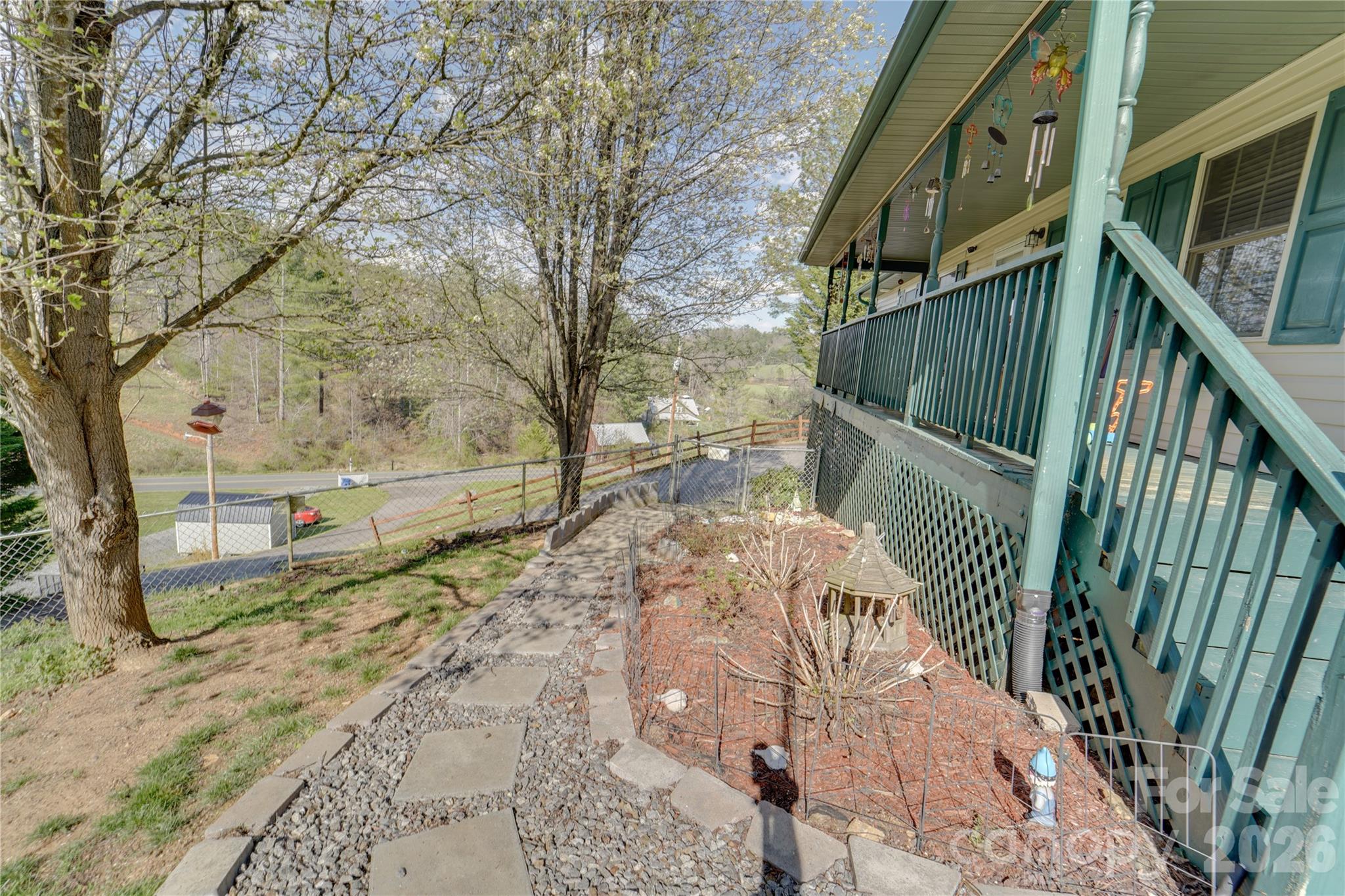 335 Icenhower Road — Leicester