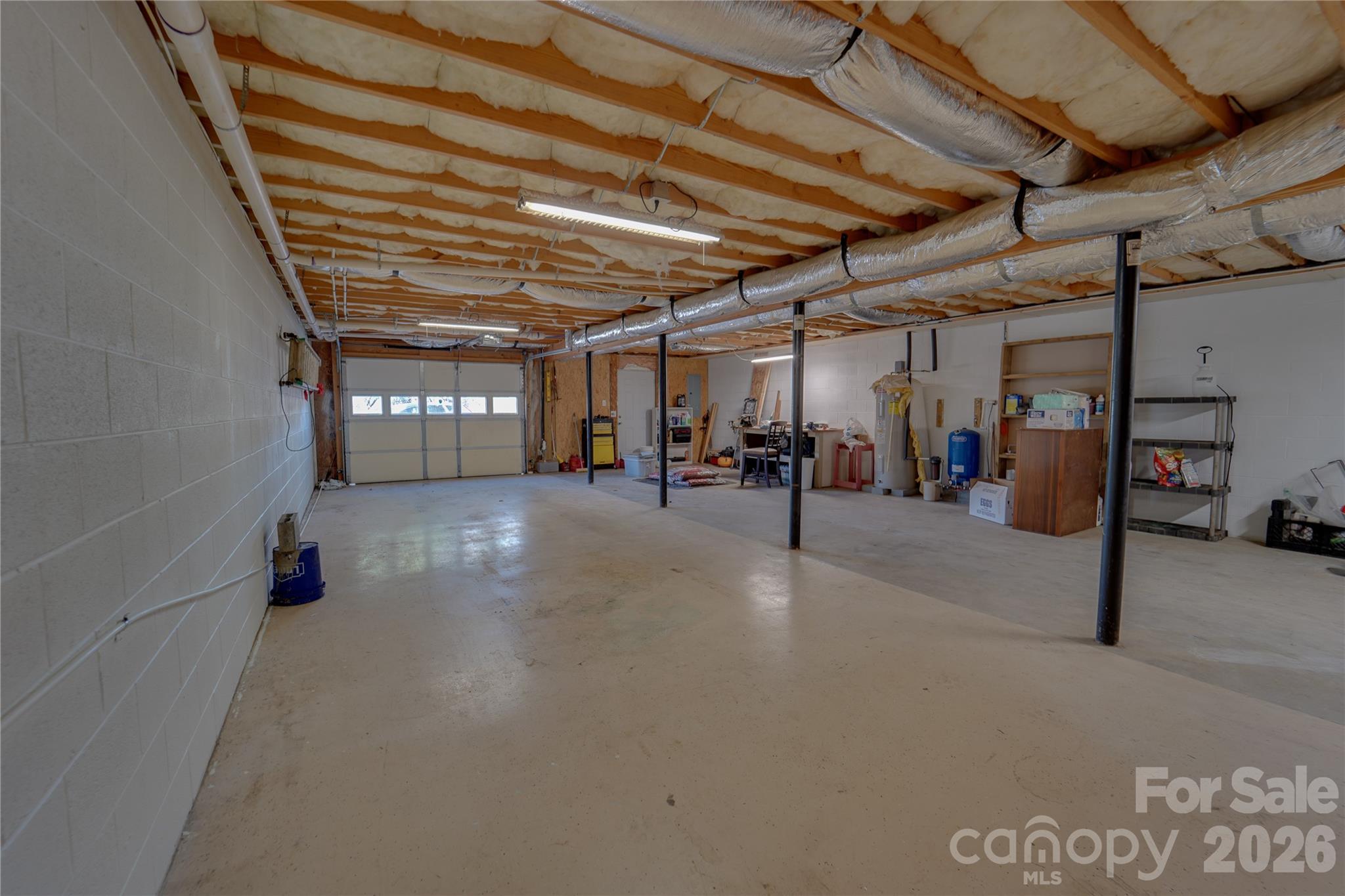 335 Icenhower Road — Leicester