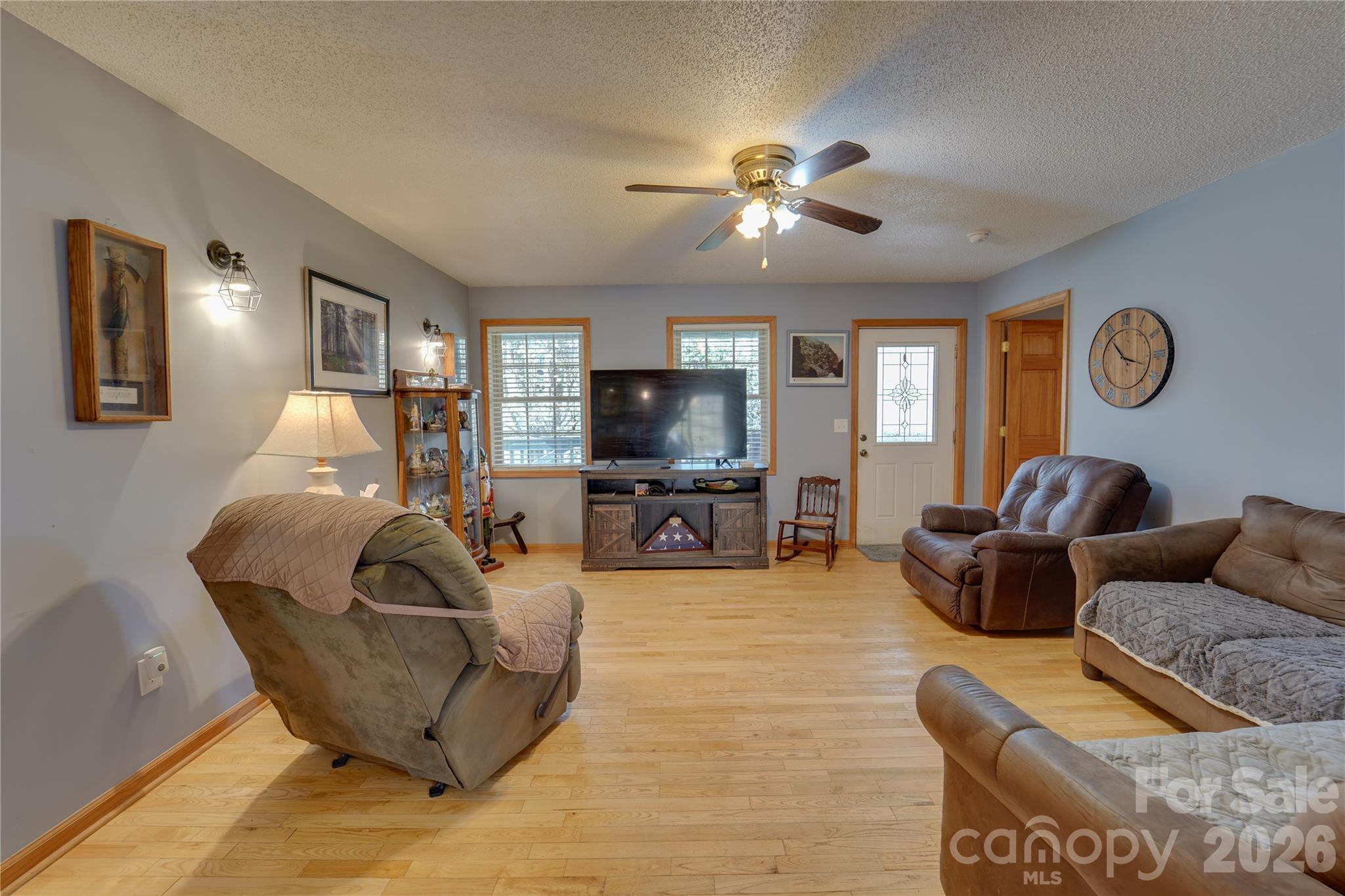 335 Icenhower Road — Leicester