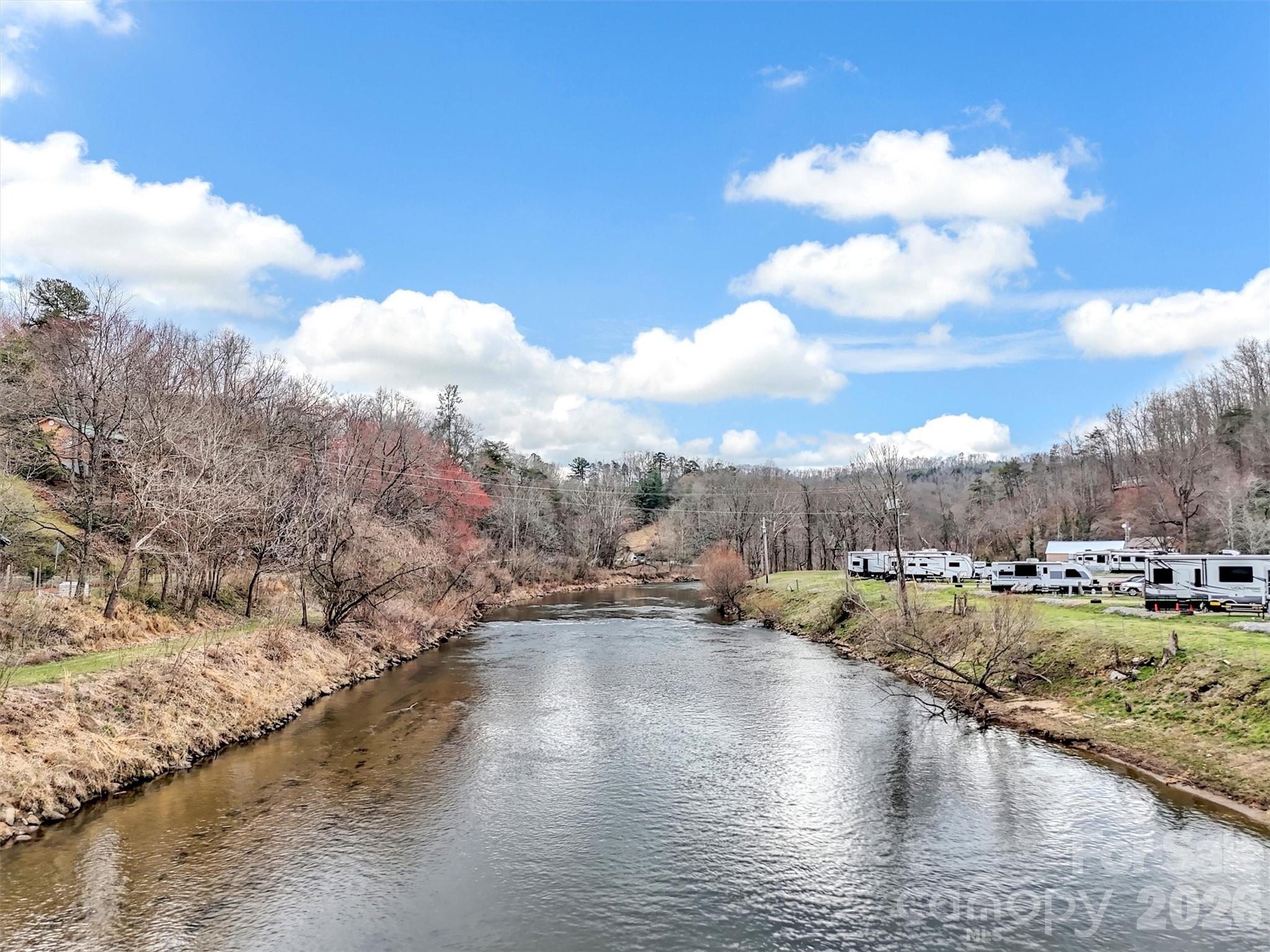 522 N River Road — Sylva