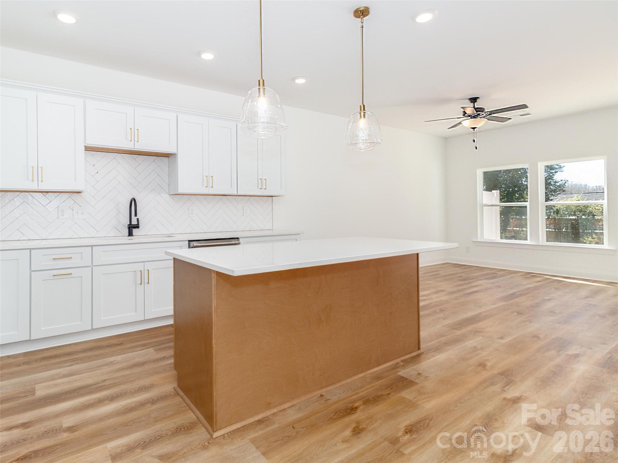 2521 Elon Street — Charlotte