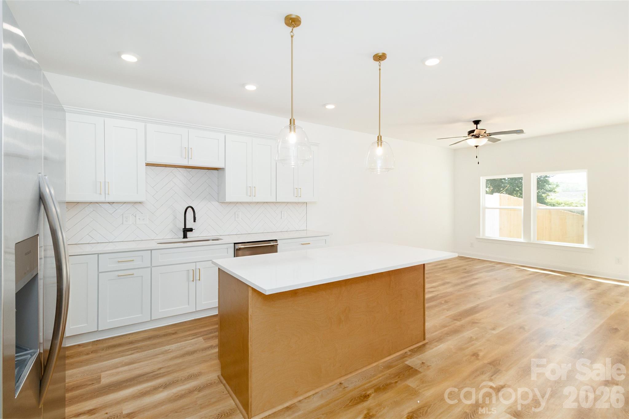 2521 Elon Street — Charlotte