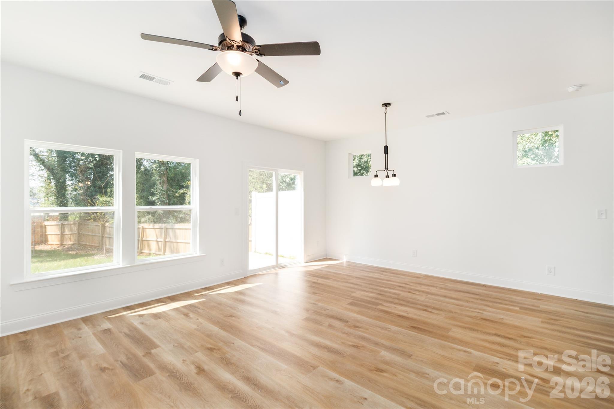 2521 Elon Street — Charlotte