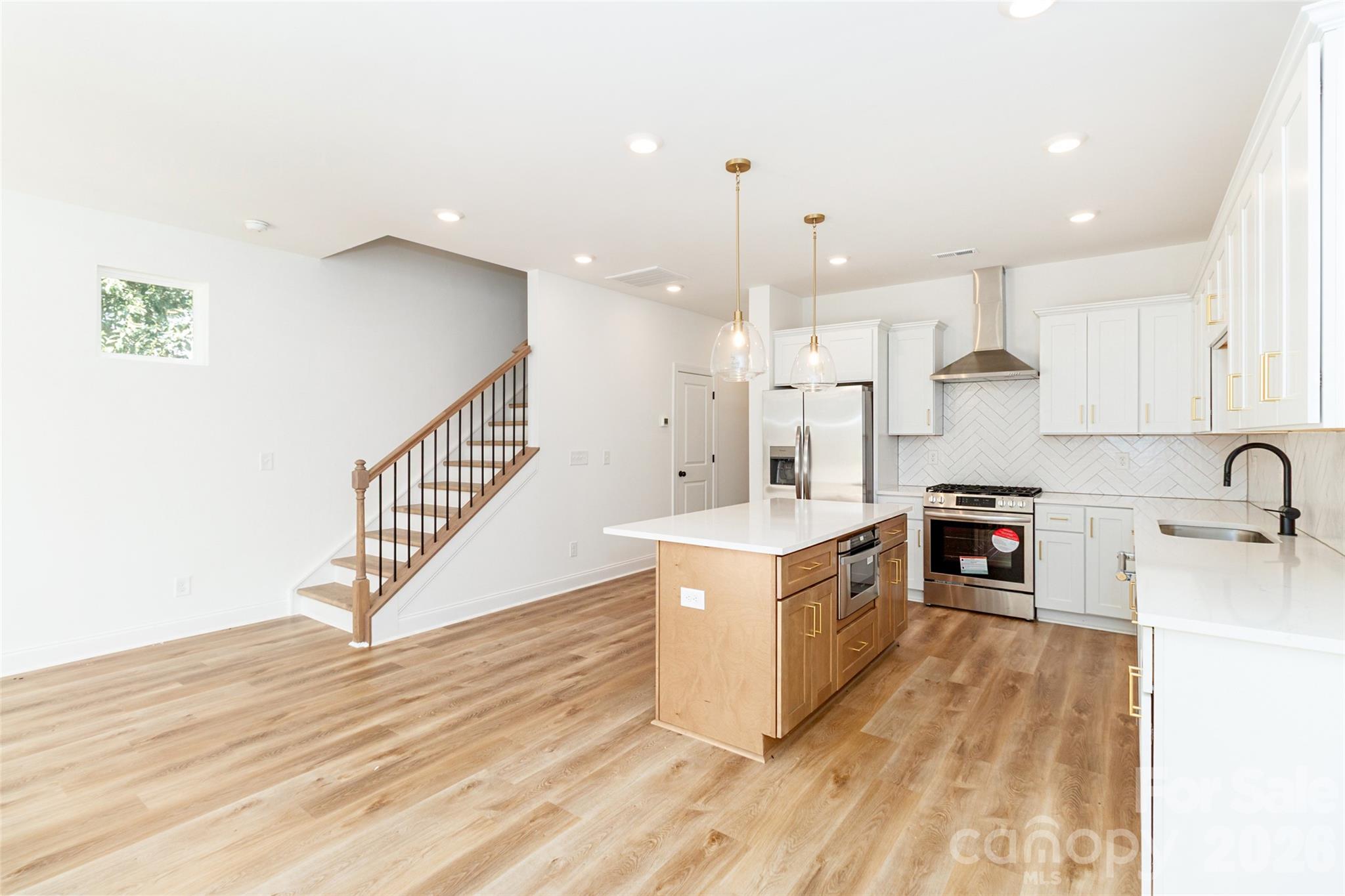 2521 Elon Street — Charlotte