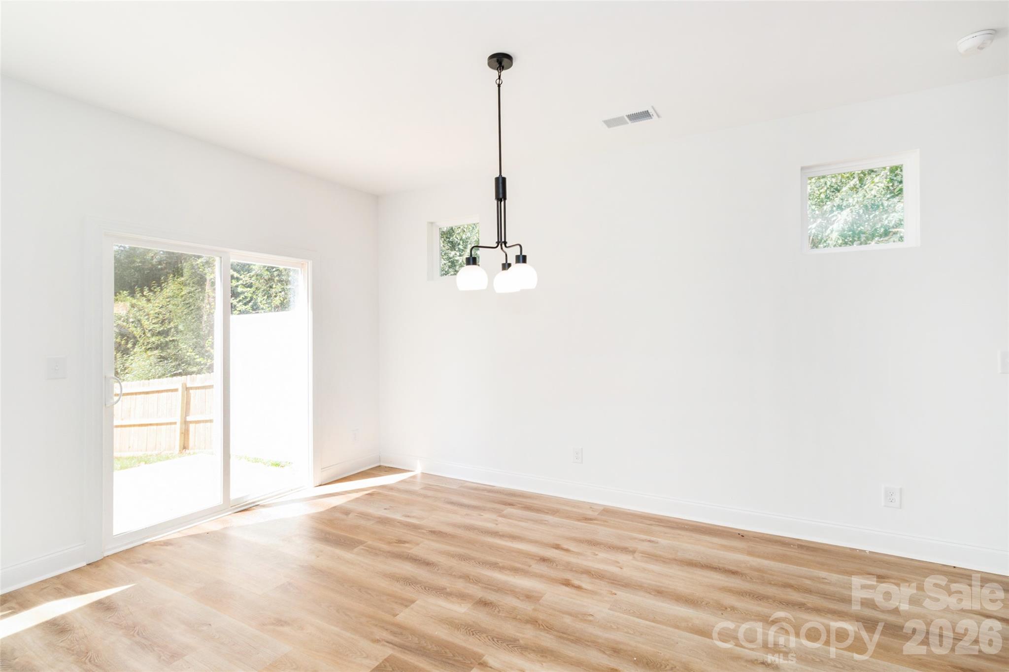 2521 Elon Street — Charlotte