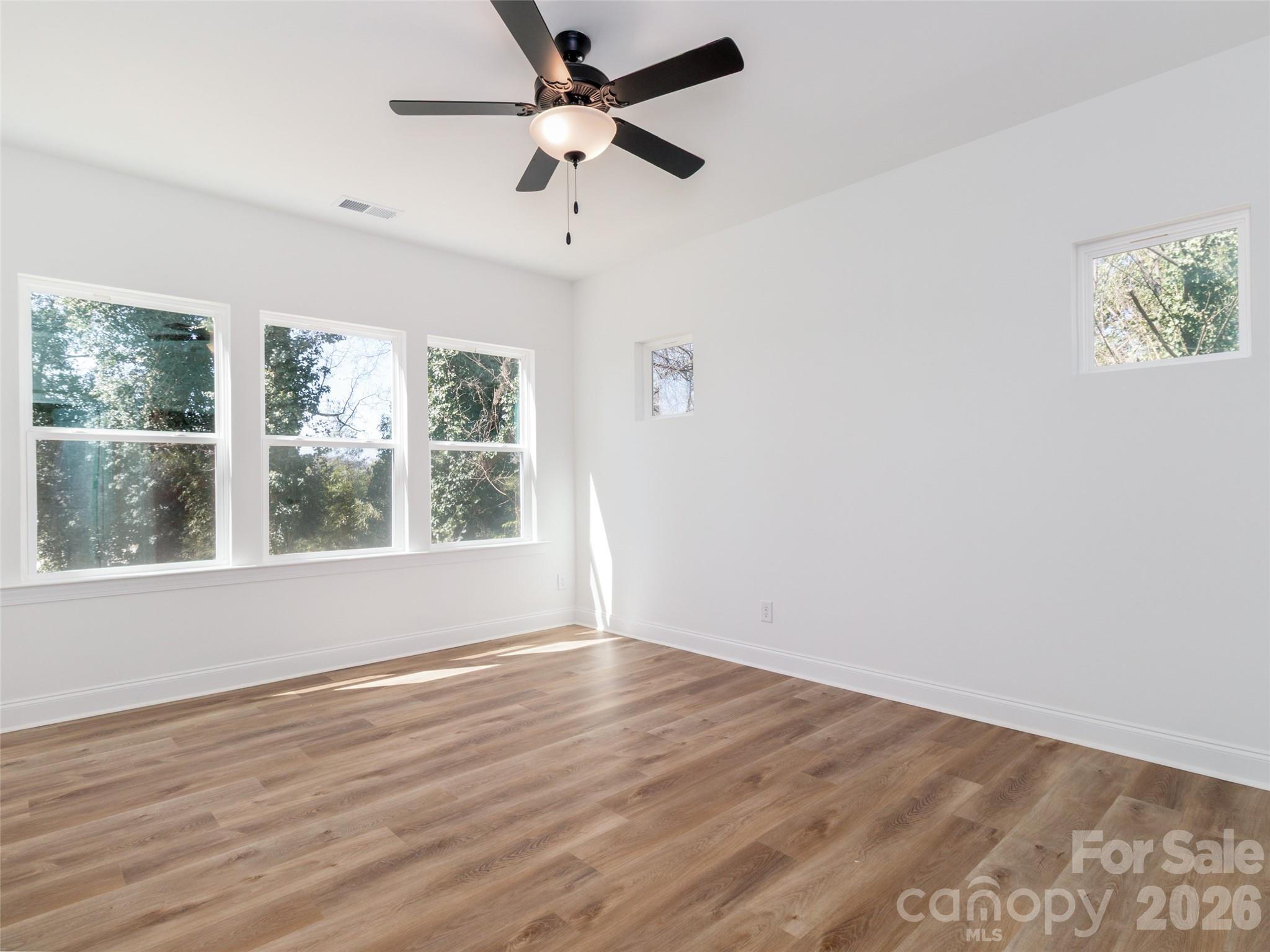 2521 Elon Street — Charlotte