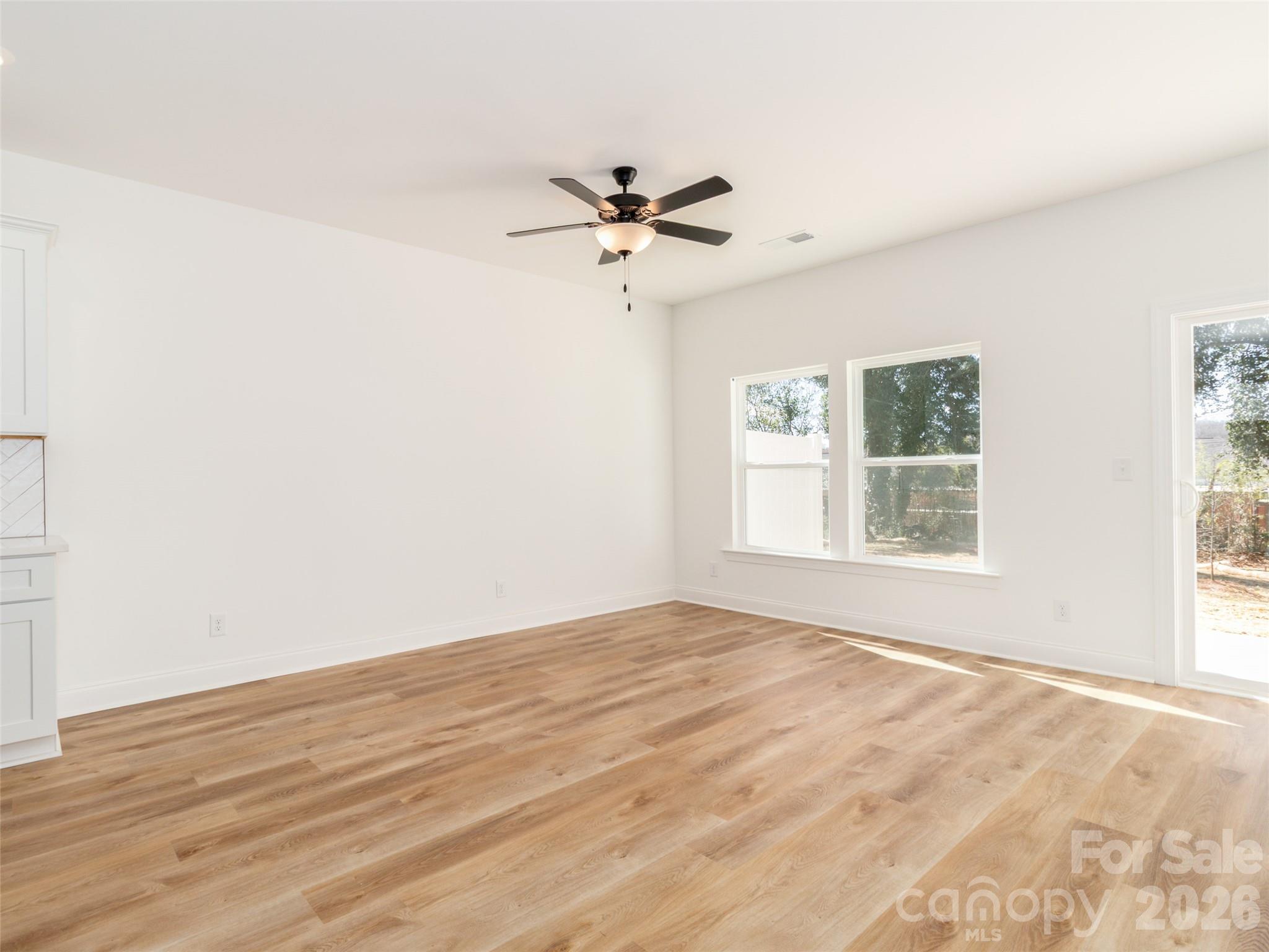 2521 Elon Street — Charlotte
