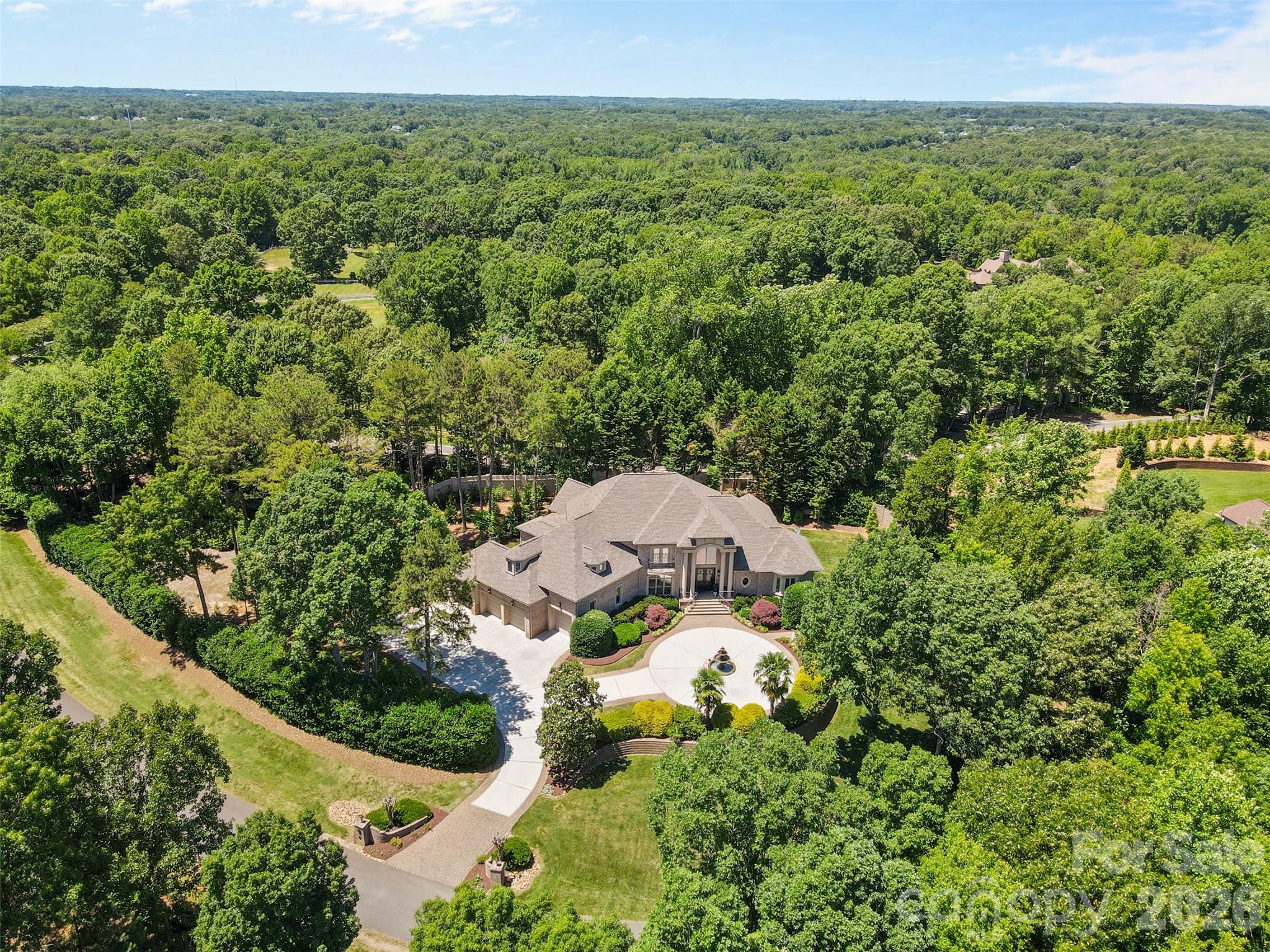 1405 Saratoga Woods Drive — Waxhaw