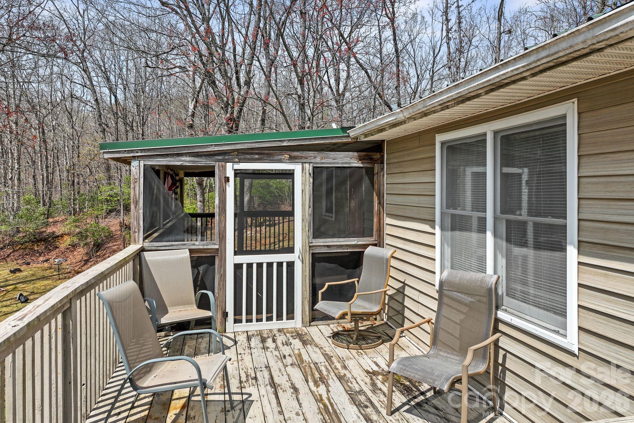 288 Willow Lane — Rosman