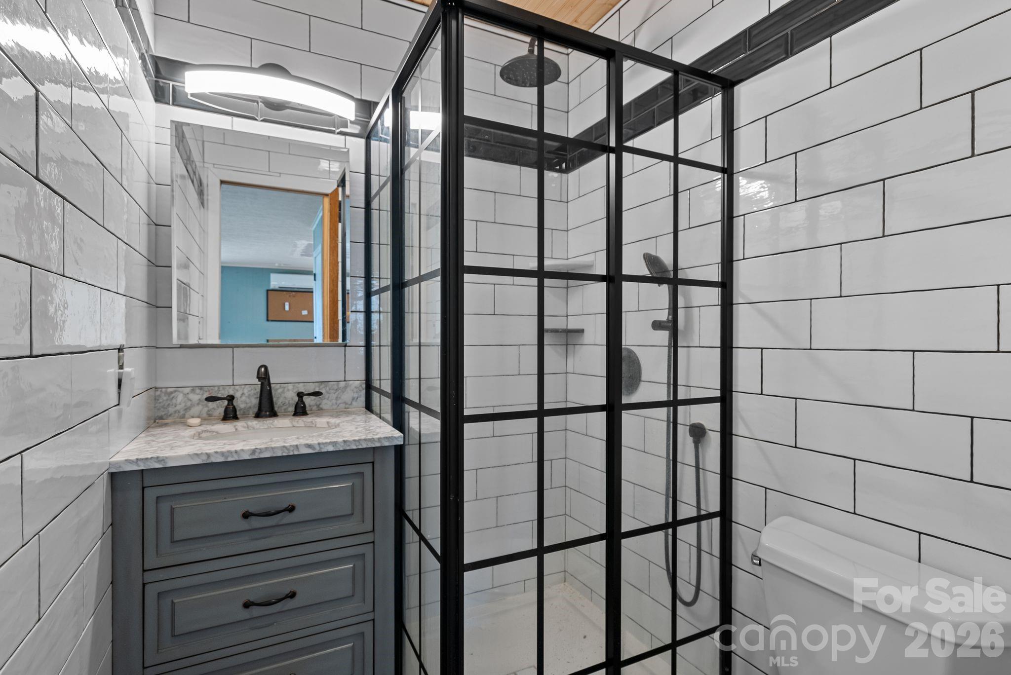 288 Willow Lane — Rosman