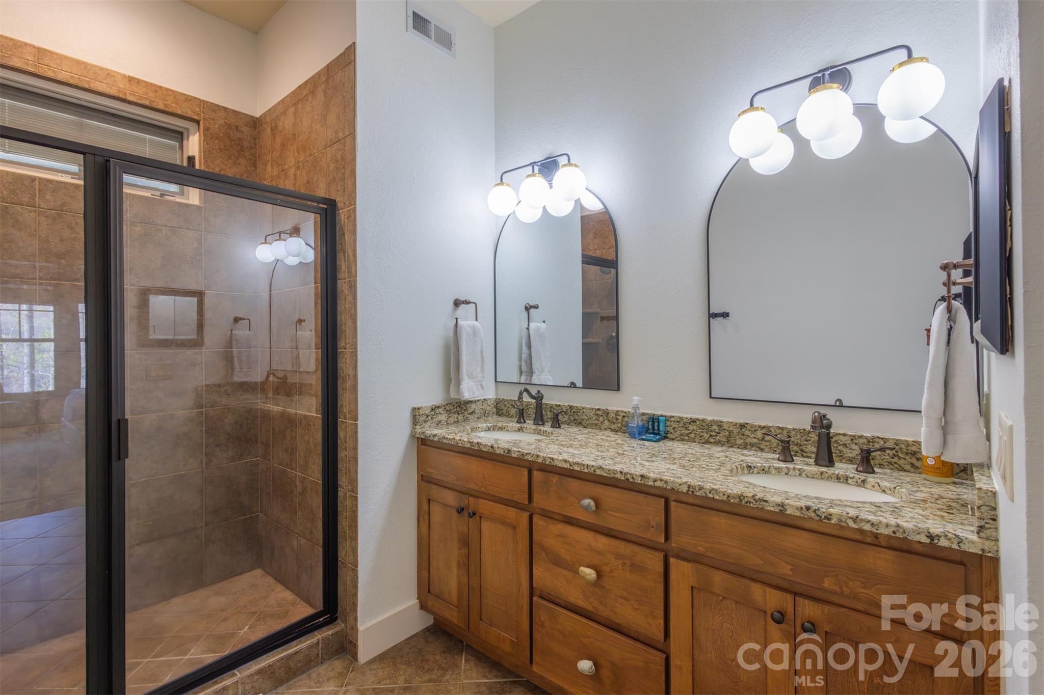 103 Southshore Drive #B4 — Tuckasegee