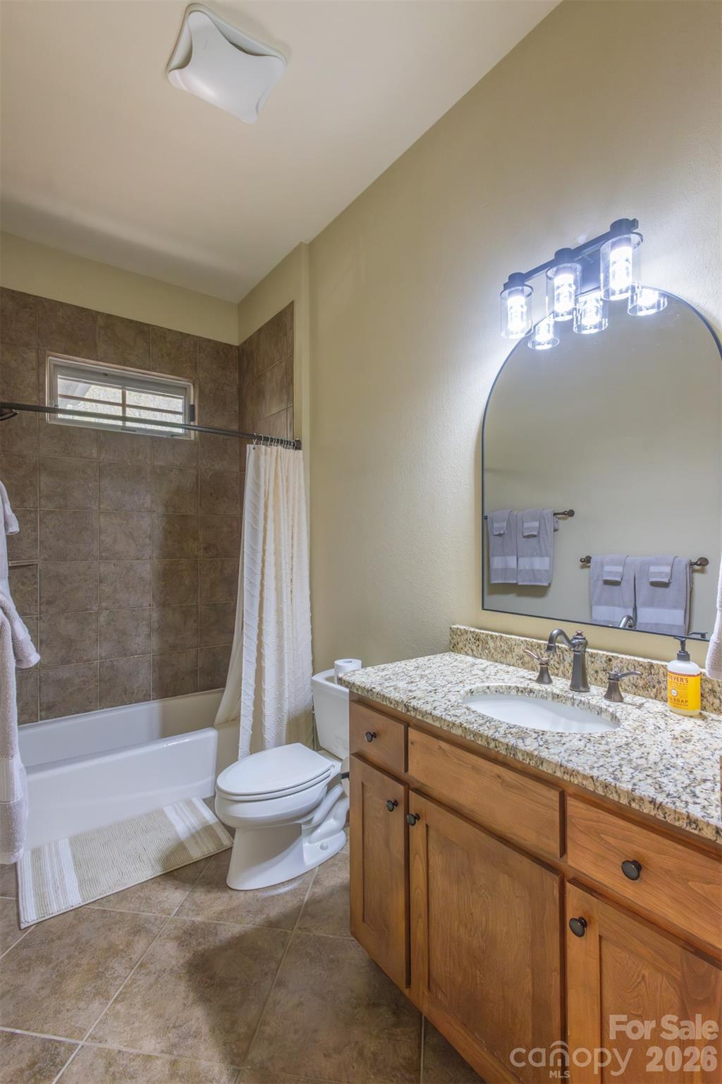 103 Southshore Drive #B4 — Tuckasegee