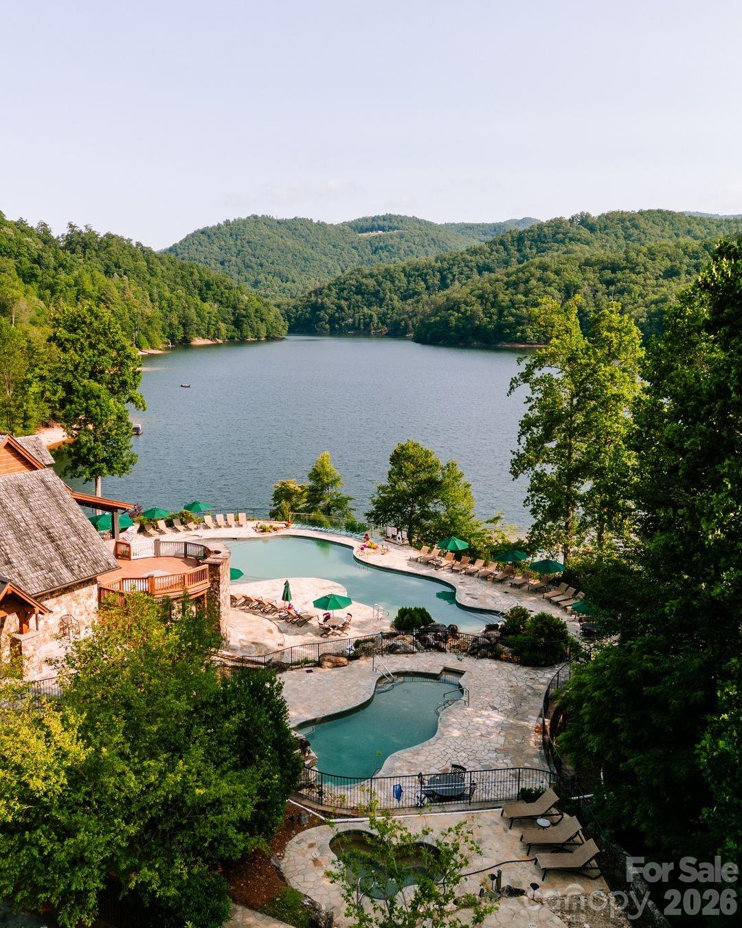 103 Southshore Drive #B4 — Tuckasegee