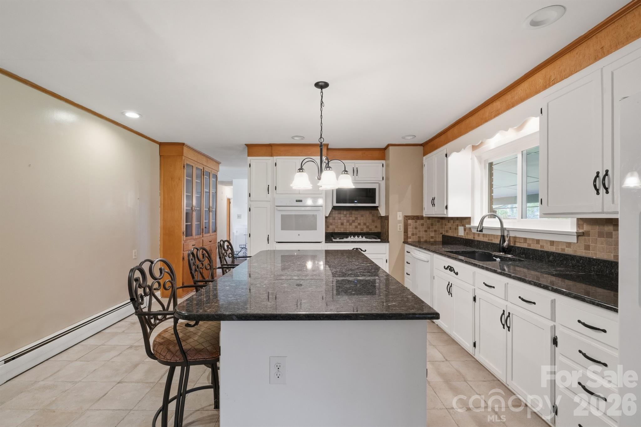 513 2nd Avenue Place NE — Conover