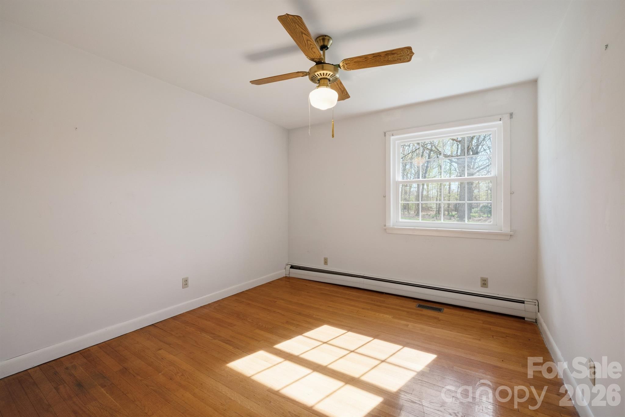 513 2nd Avenue Place NE — Conover