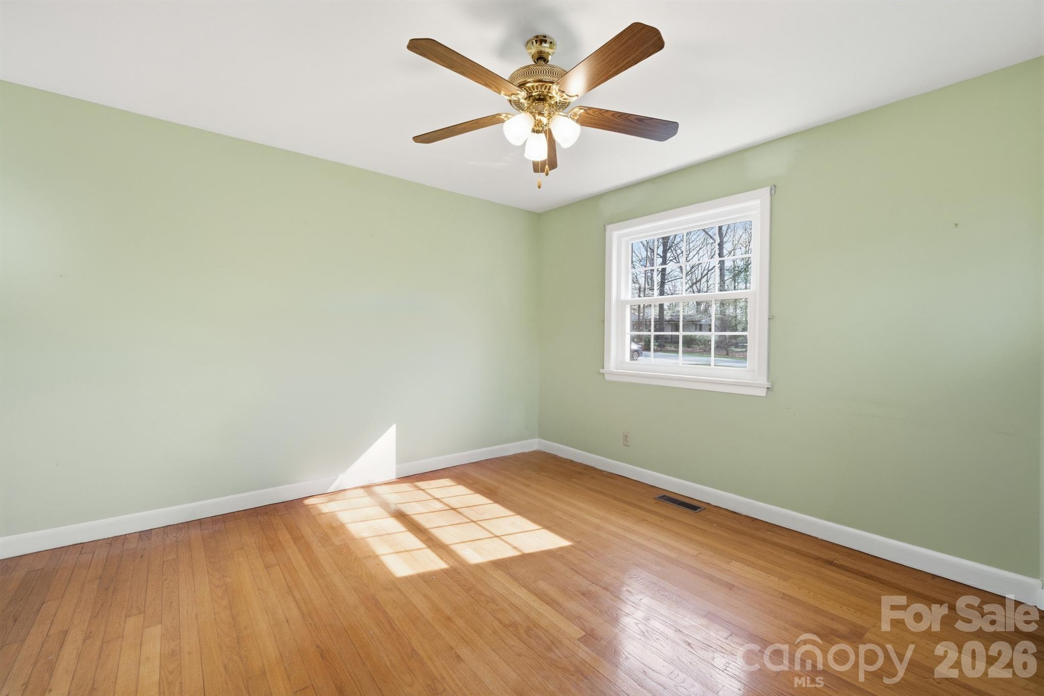 513 2nd Avenue Place NE — Conover