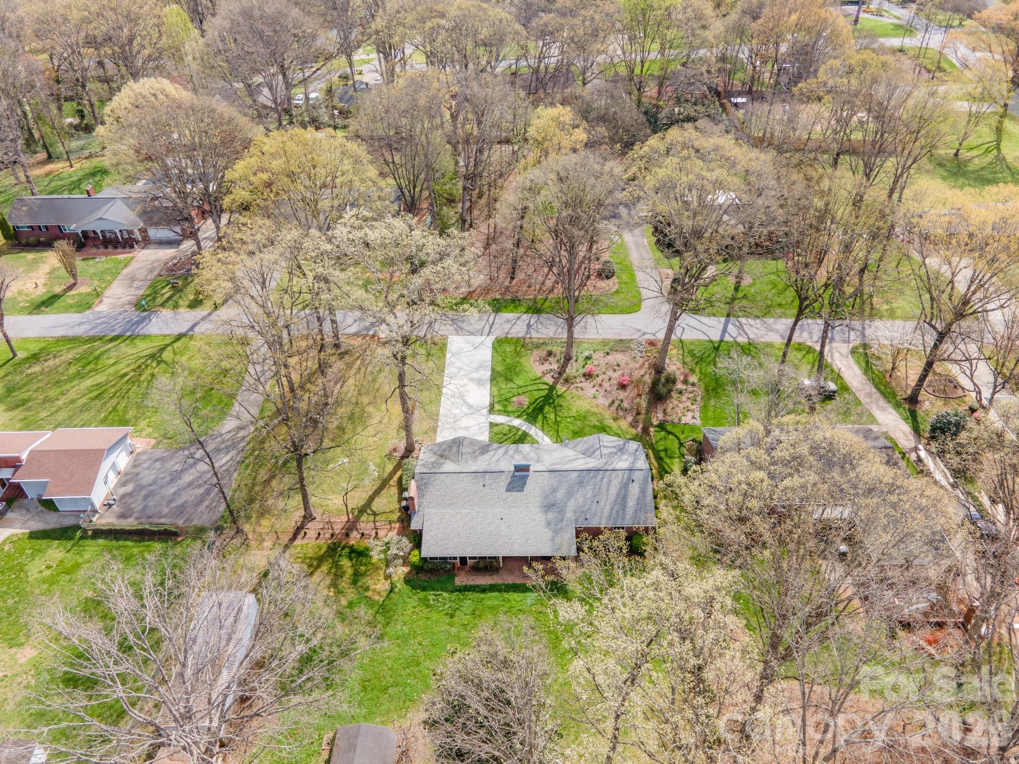 513 2nd Avenue Place NE — Conover