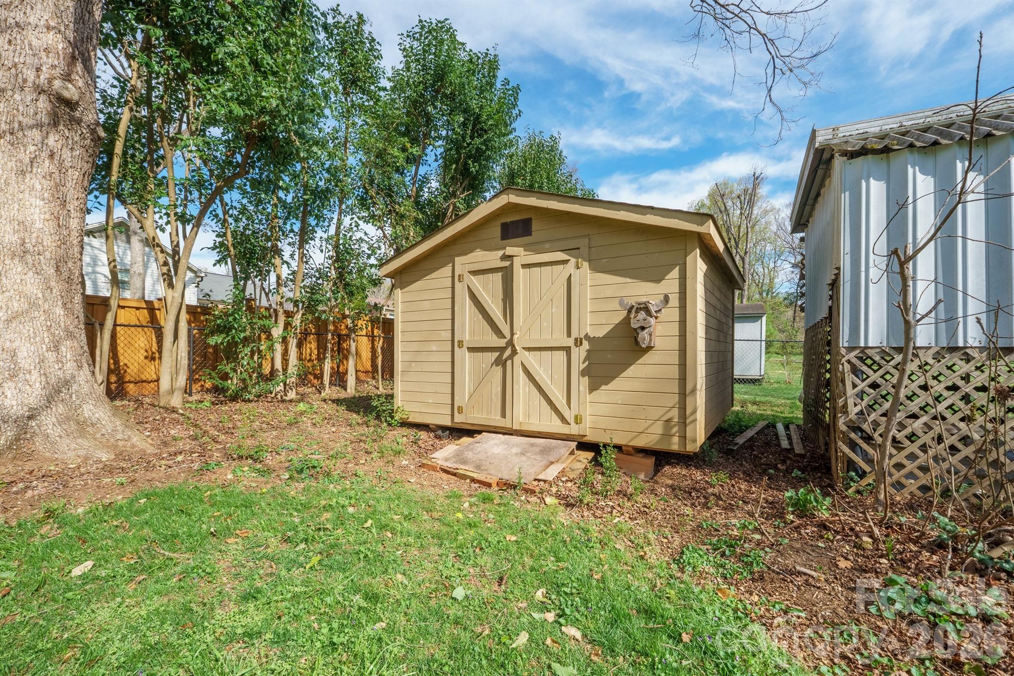 513 2nd Avenue Place NE — Conover