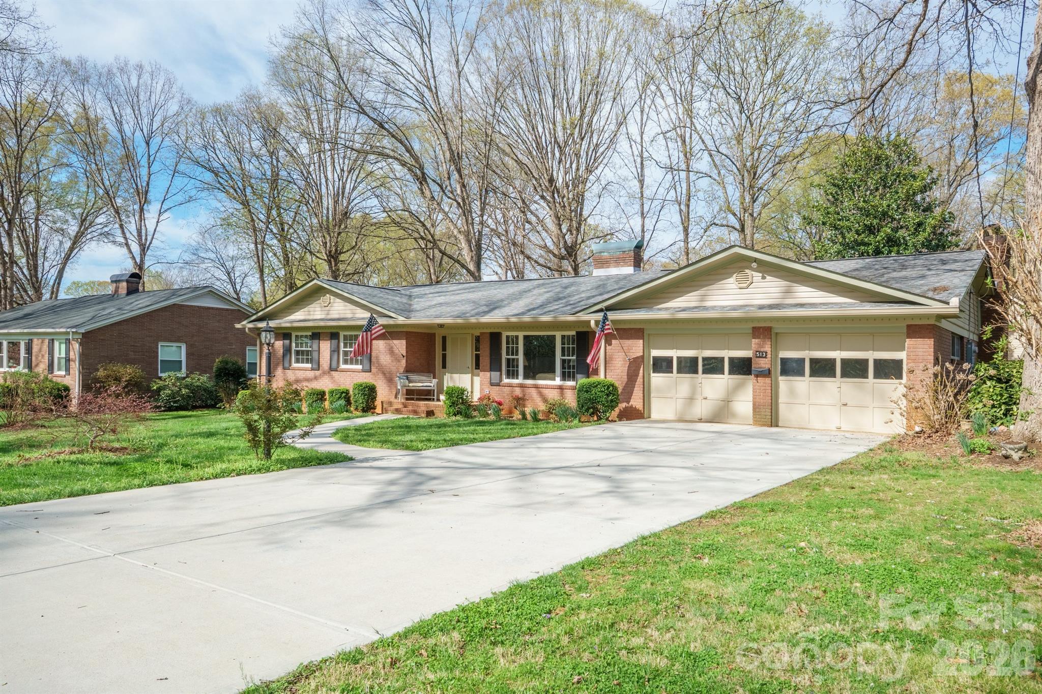 513 2nd Avenue Place NE — Conover