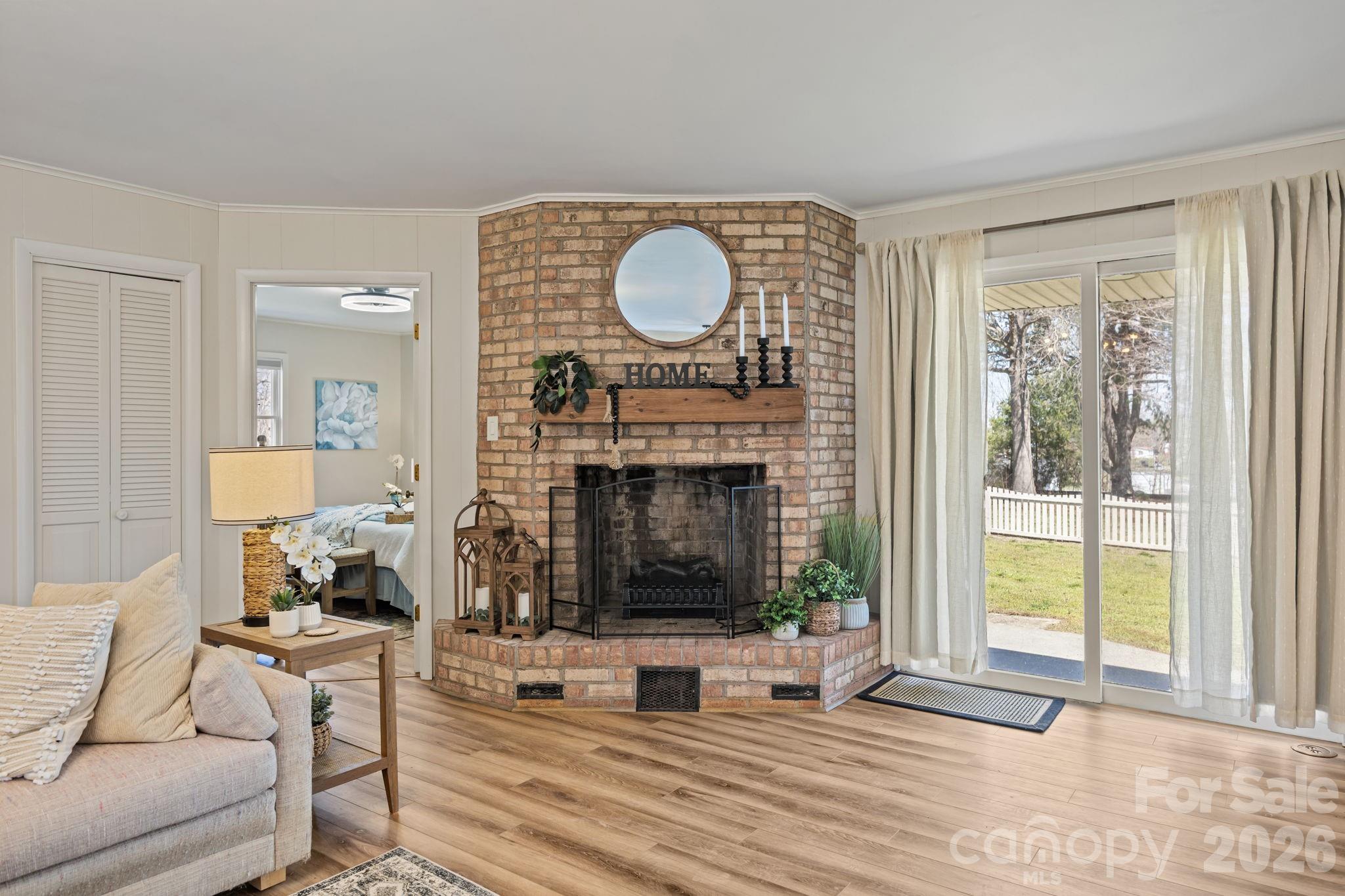 3368 Old Glenola Road — Archdale