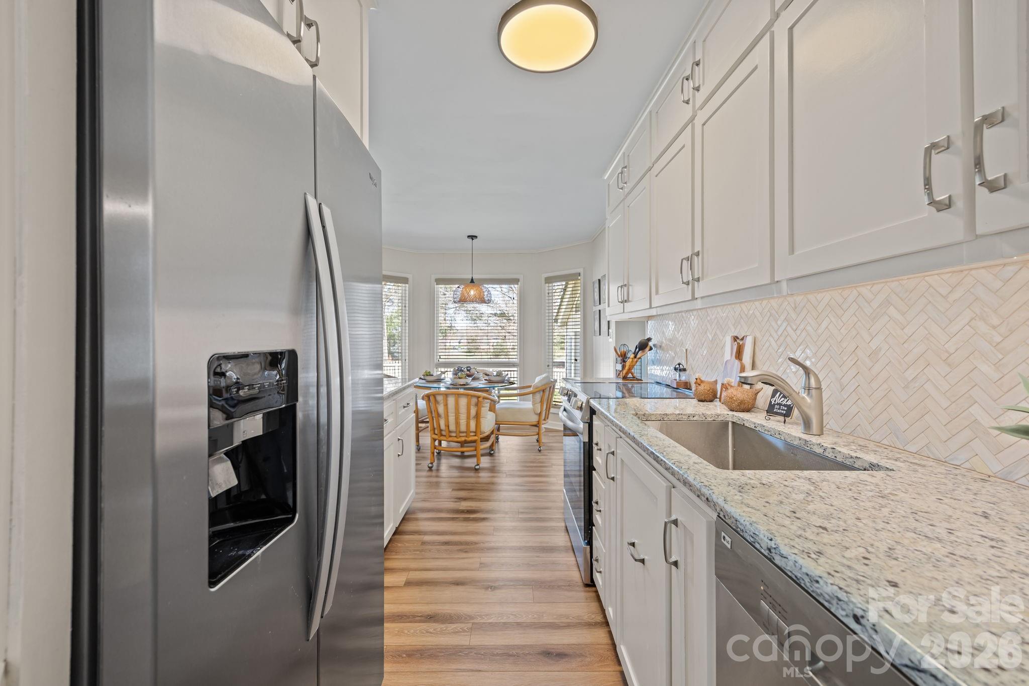 3368 Old Glenola Road — Archdale