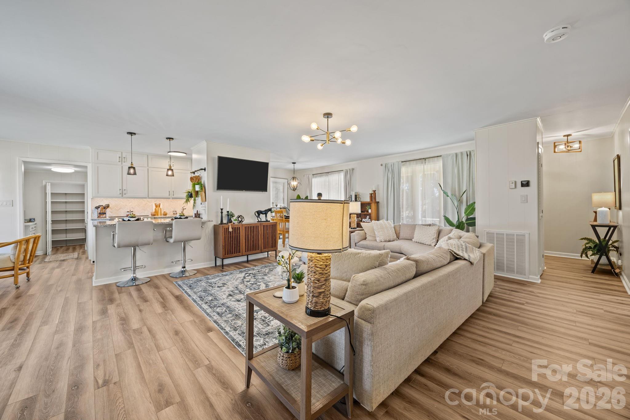 3368 Old Glenola Road — Archdale