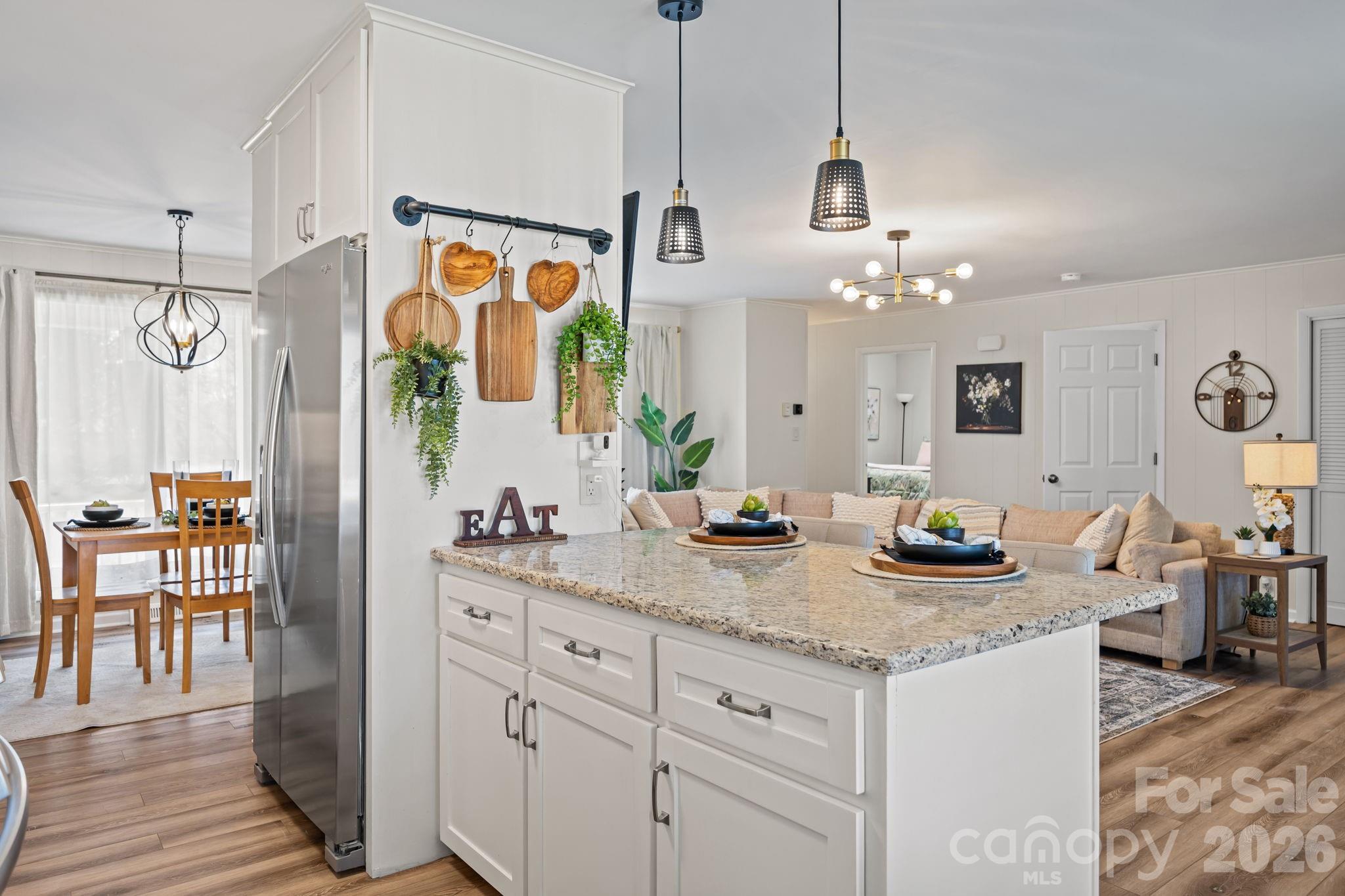 3368 Old Glenola Road — Archdale