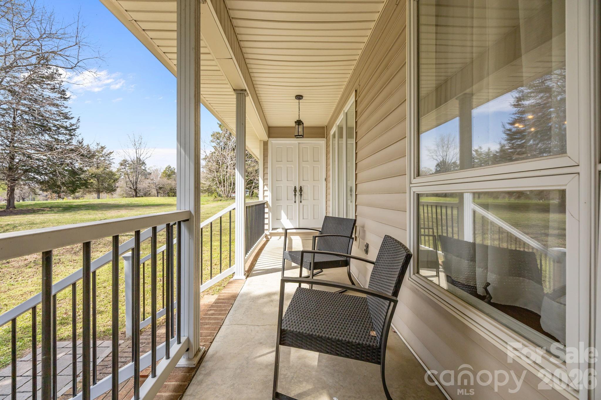 3368 Old Glenola Road — Archdale