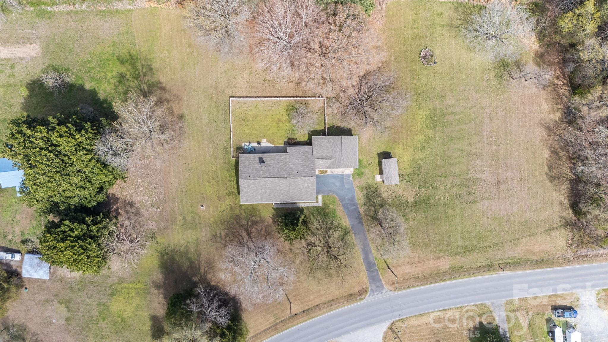 3368 Old Glenola Road — Archdale