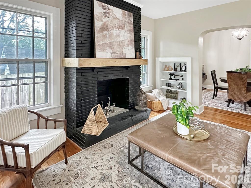 317 8th Street NW — Hickory