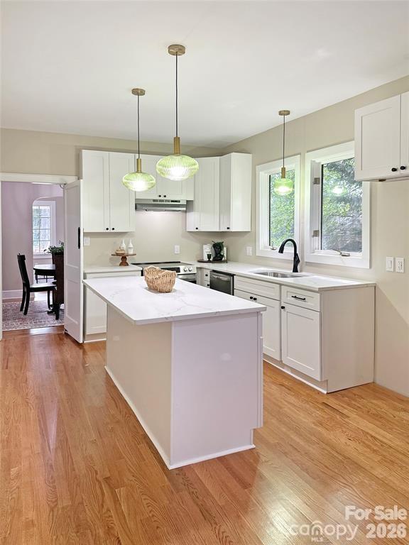 317 8th Street NW — Hickory