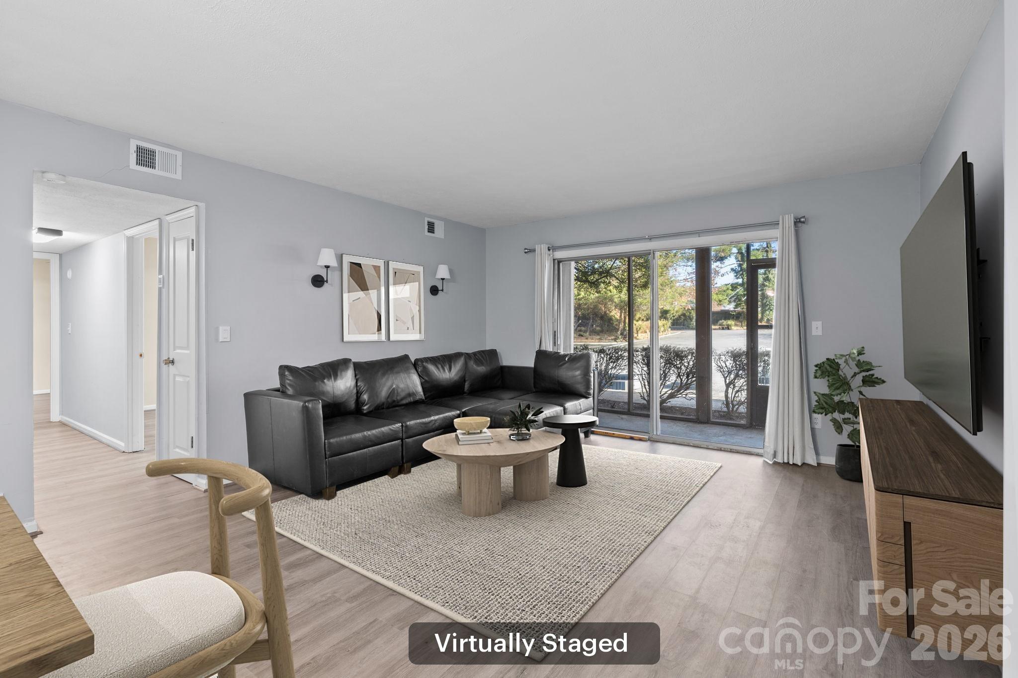 427 6th Avenue W #A11 — Hendersonville