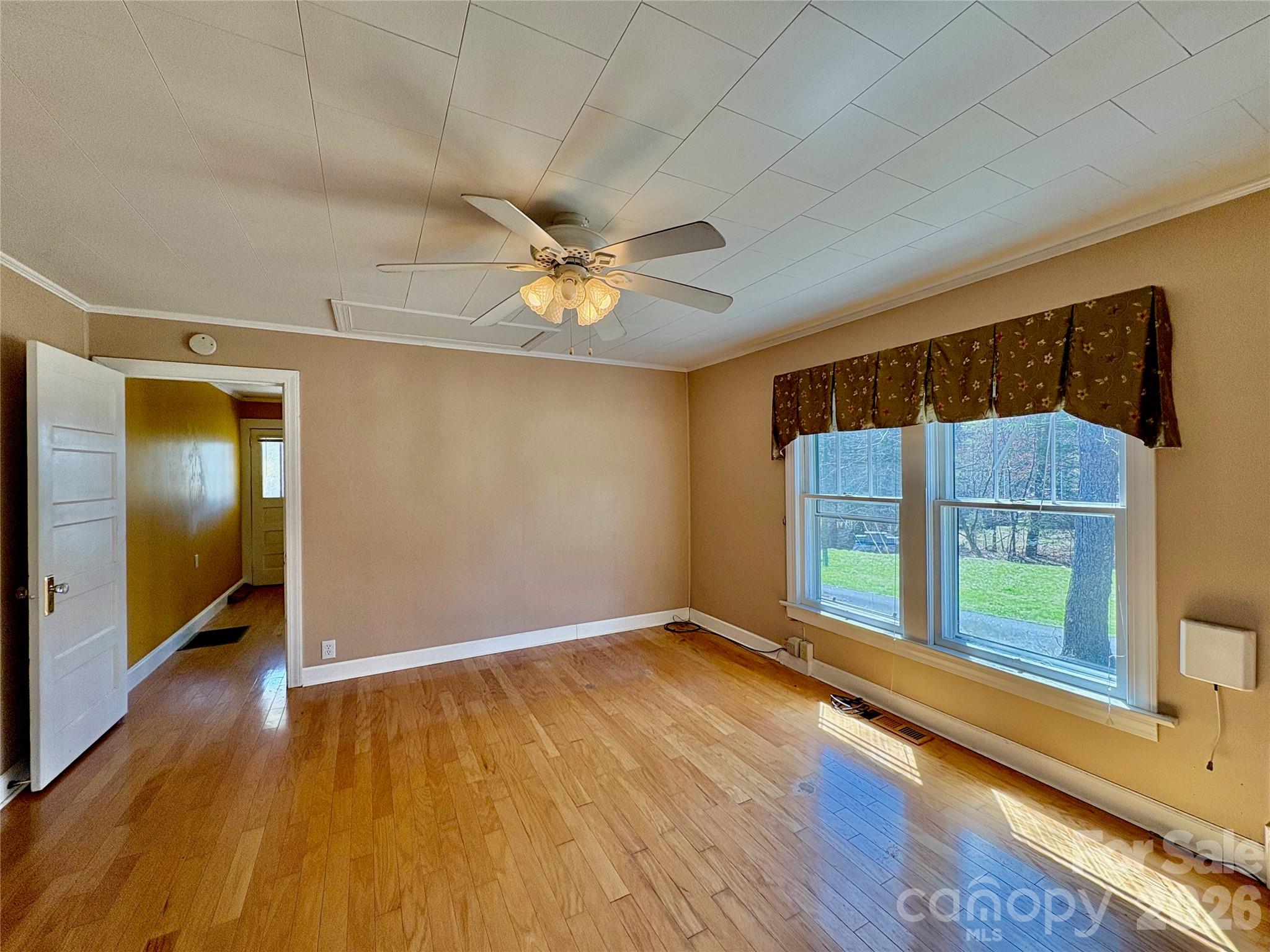 4366 Lynn Martin Lane — Lenoir